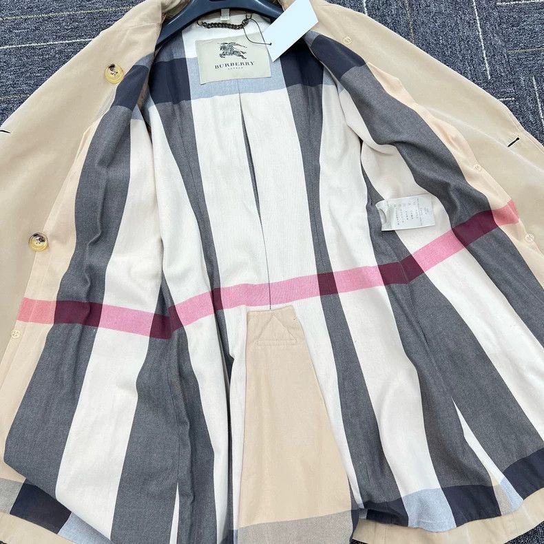 Burberry Burberry Burberry Khaki Double-Breasted Trench Coat-2507 Size S / US 4 / IT 40 - 5 Thumbnail