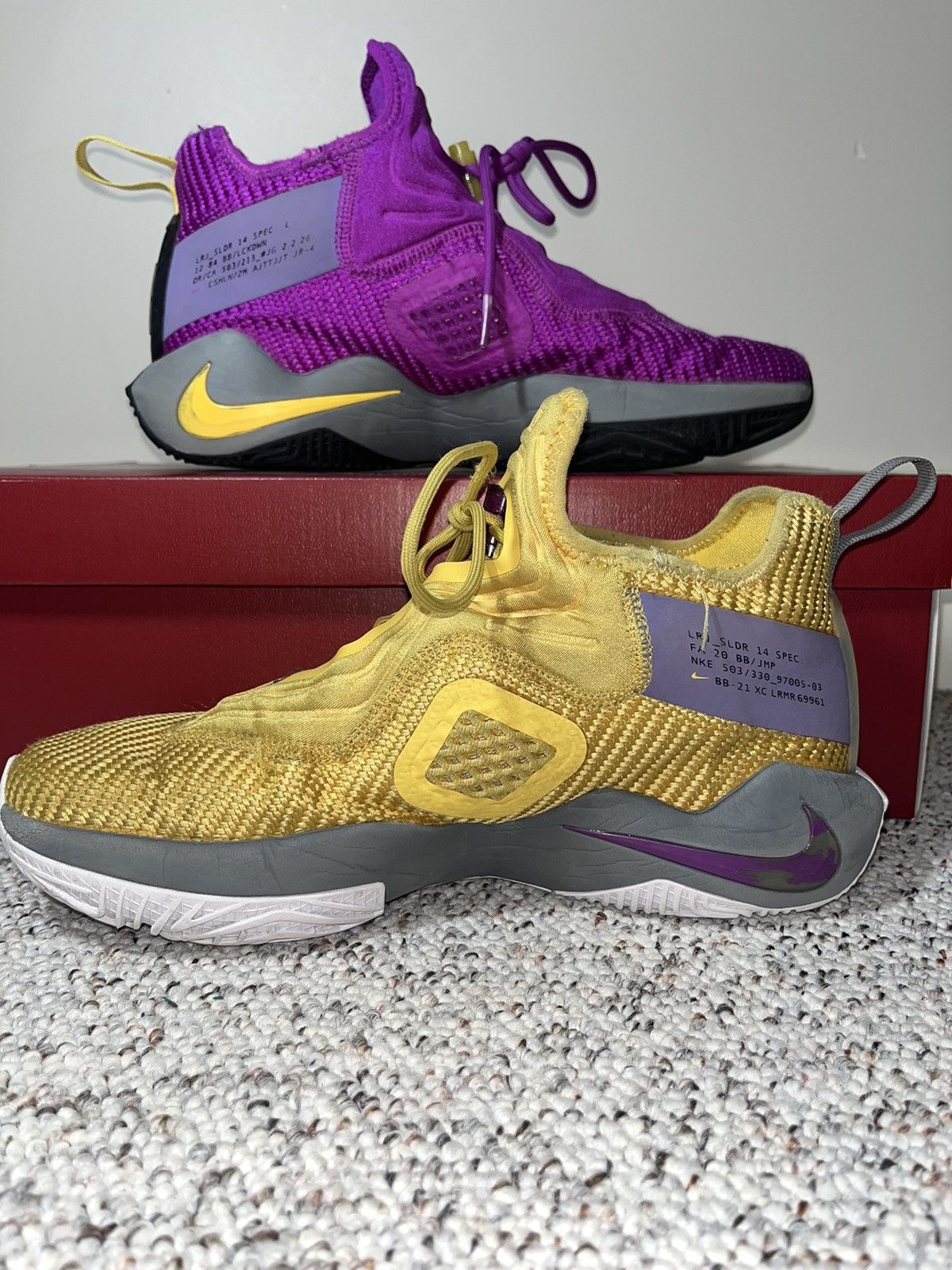 Nike Lebron Soilder 14 Purple Gold Size US 8.5 / EU 41-42 - 2 Thumbnail