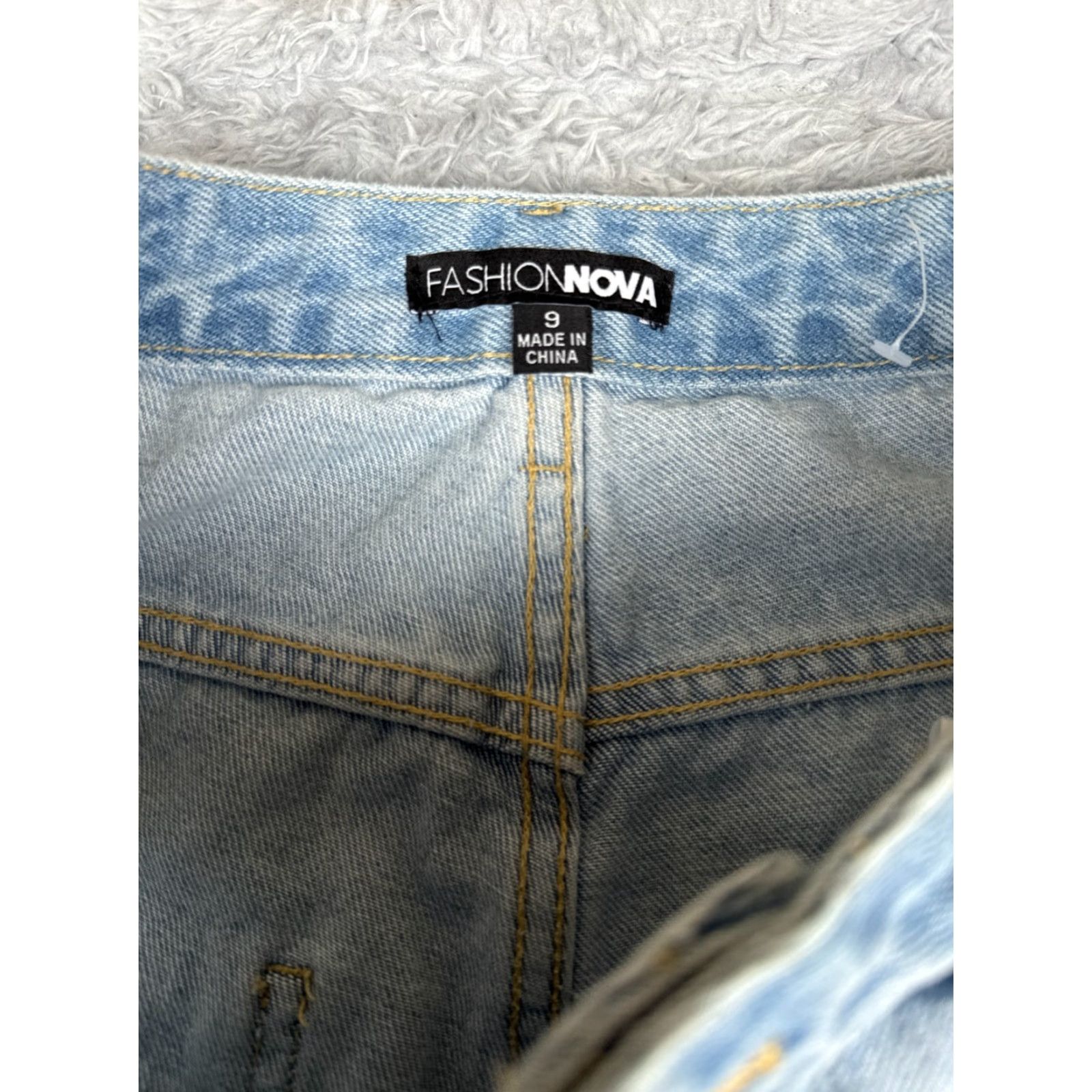 Fashion Nova Fashion Nova Jeans Juniors 9 Blue Denim Jeans Wide Leg Distressed Cotton 28x31 Jeans Women Boys Girls Mens Size 30" / US 8 / IT 44 - 6 Thumbnail