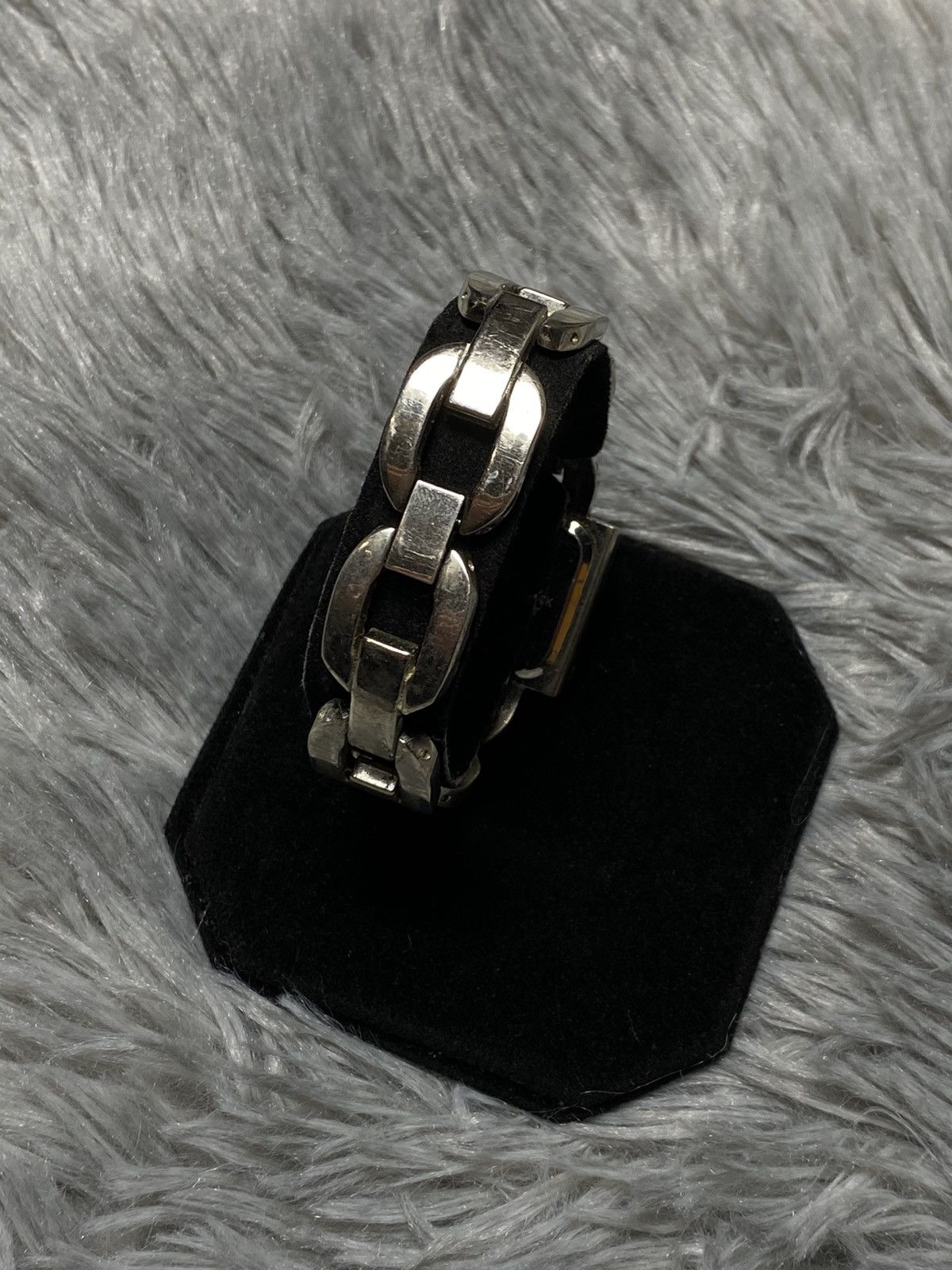 Guess × Japanese Brand × Vintage Golden Radiance Guess Watch | Japanese Brand Size ONE SIZE - 15 Thumbnail