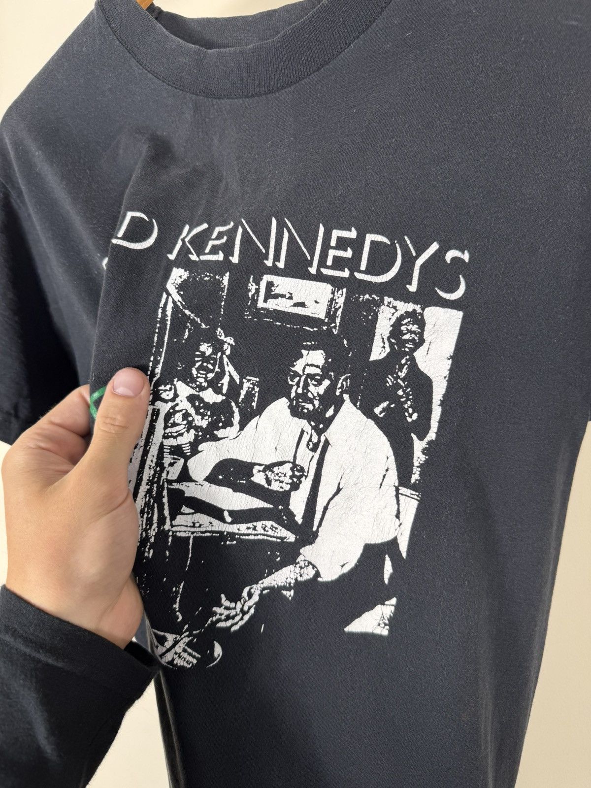 Band Tees Dead Kennedys Too Drunk To Fuck Vintage 90’s Band TEE Size US S / EU 44-46 / 1 - 4 Thumbnail