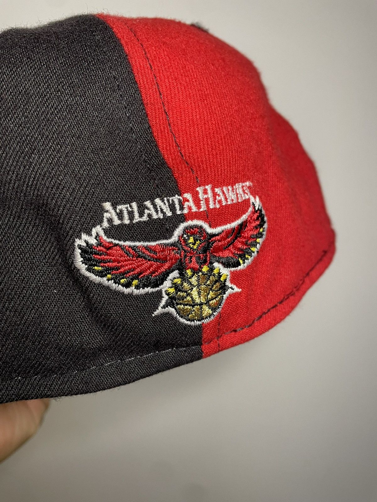 New Era Sz. 7 1/4 Vintage NBA Atlanta Hawks Fitted Size ONE SIZE - 9 Thumbnail