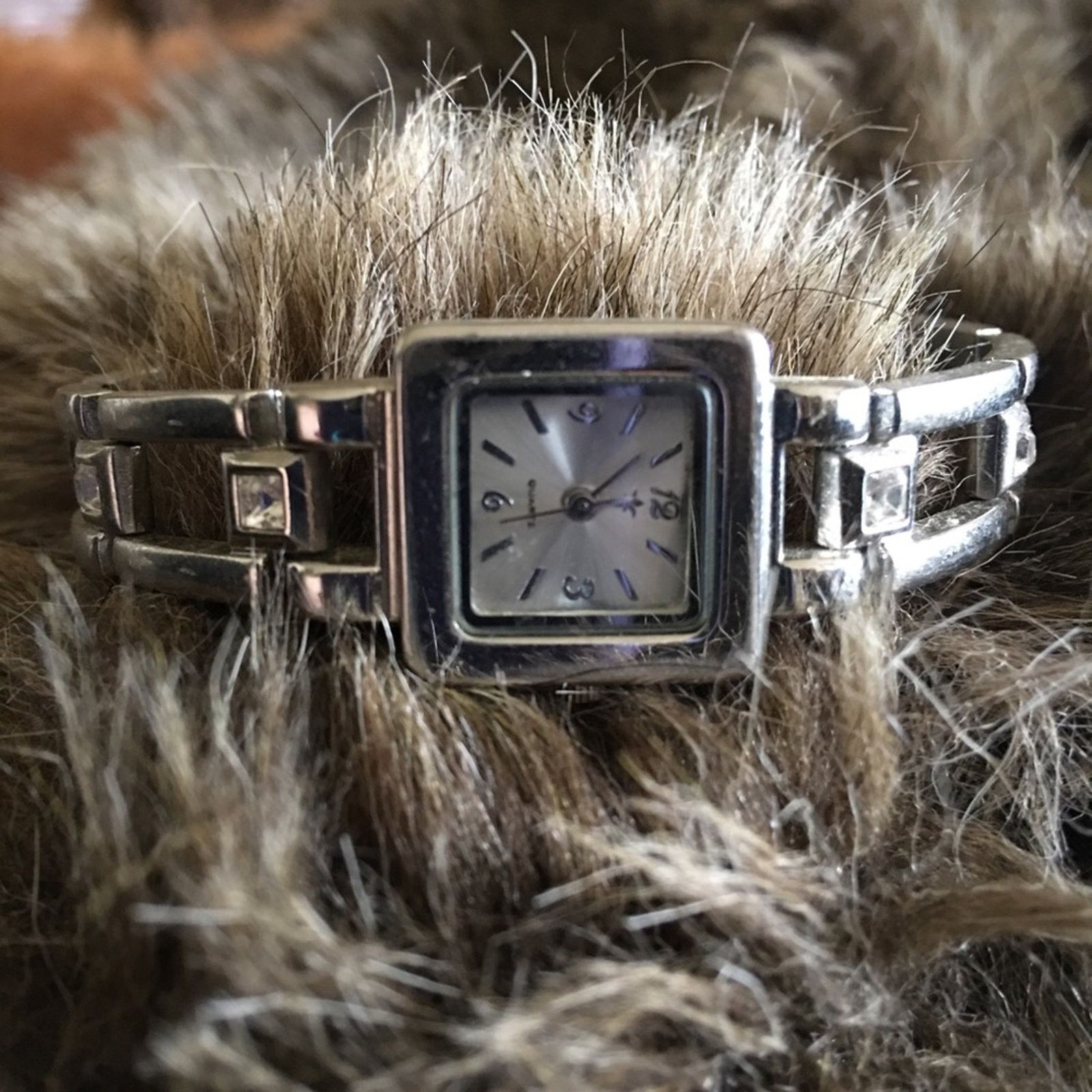 Other Ladies silver tone square rhinestone watch Size ONE SIZE - 1 Thumbnail