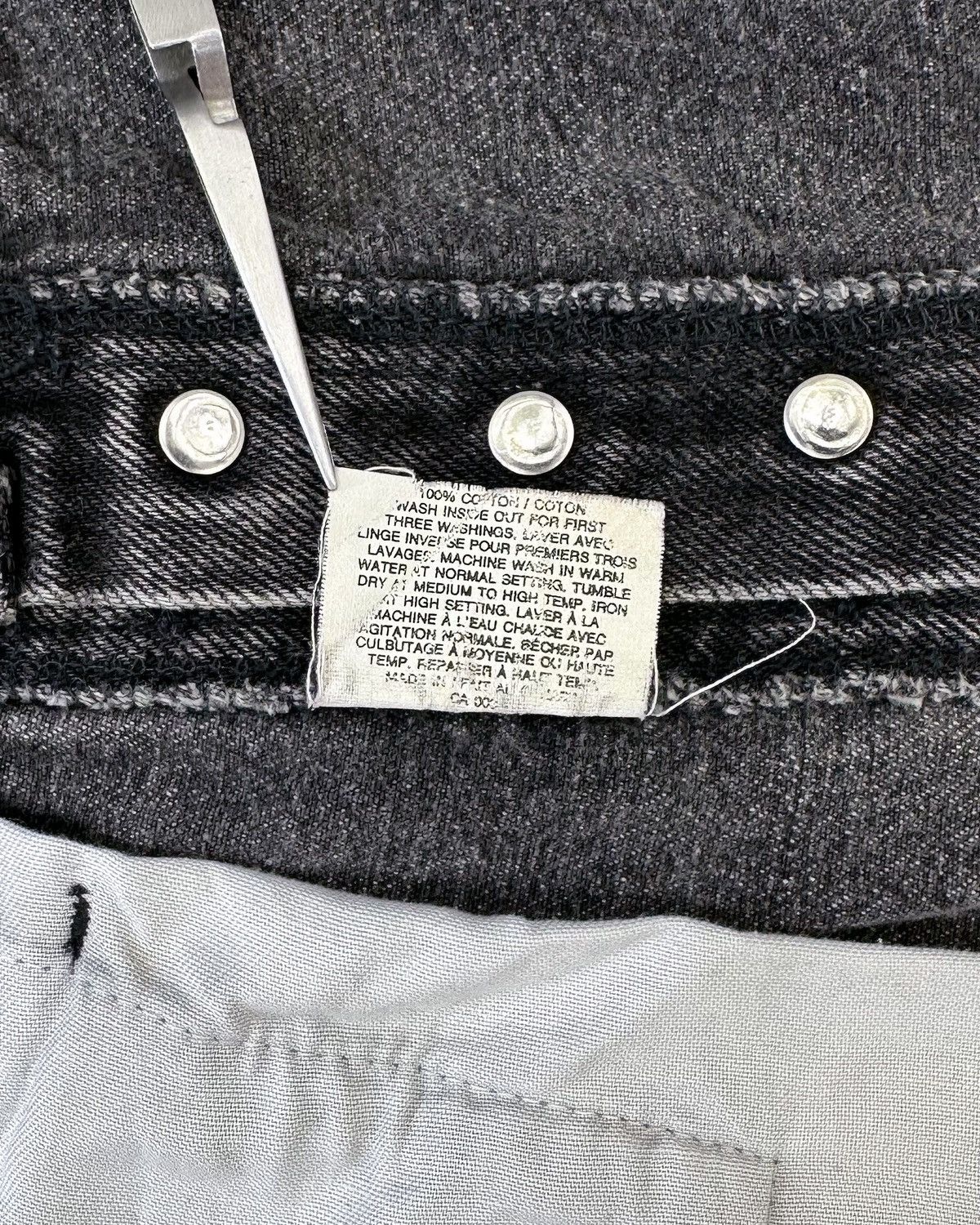 Levi's × Vintage Late 90s (‘97) Made in Canada Thrashed Levis 501 (31x30) Size US 31 - 4 Thumbnail