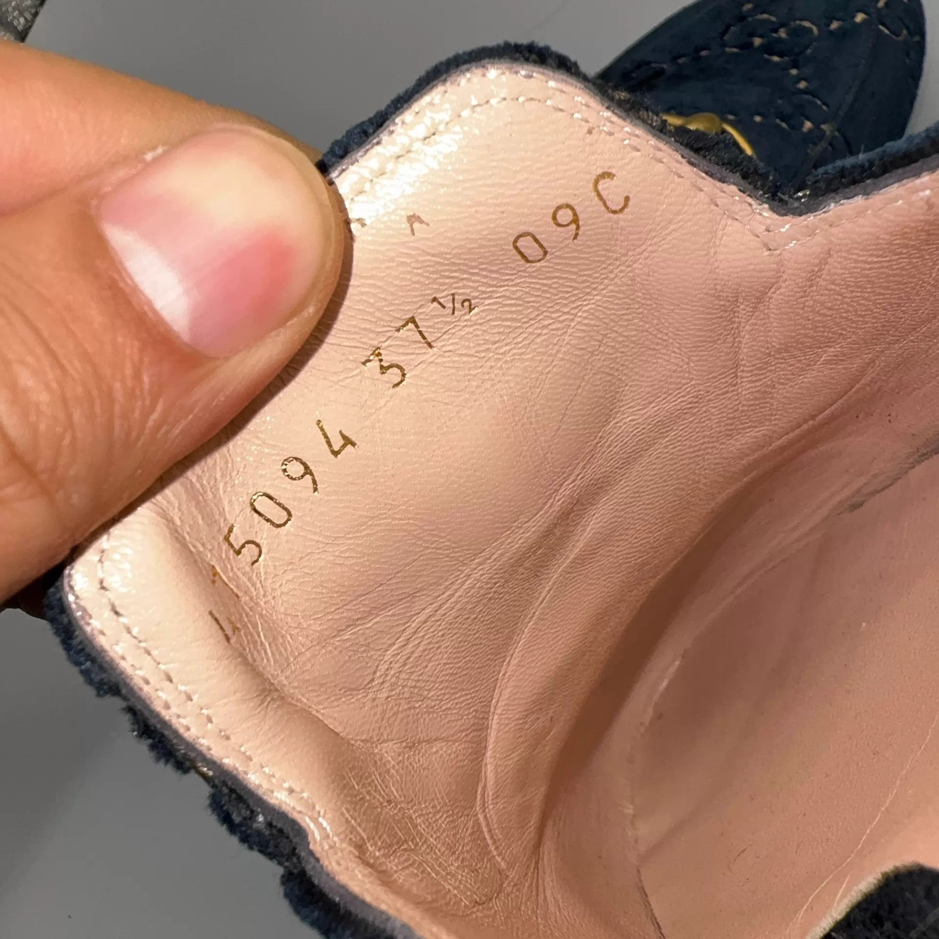 Gucci GUCCI Womens Princetown Navy Blue Slipper 37.5 Size US 7 / IT 37 - 9 Thumbnail