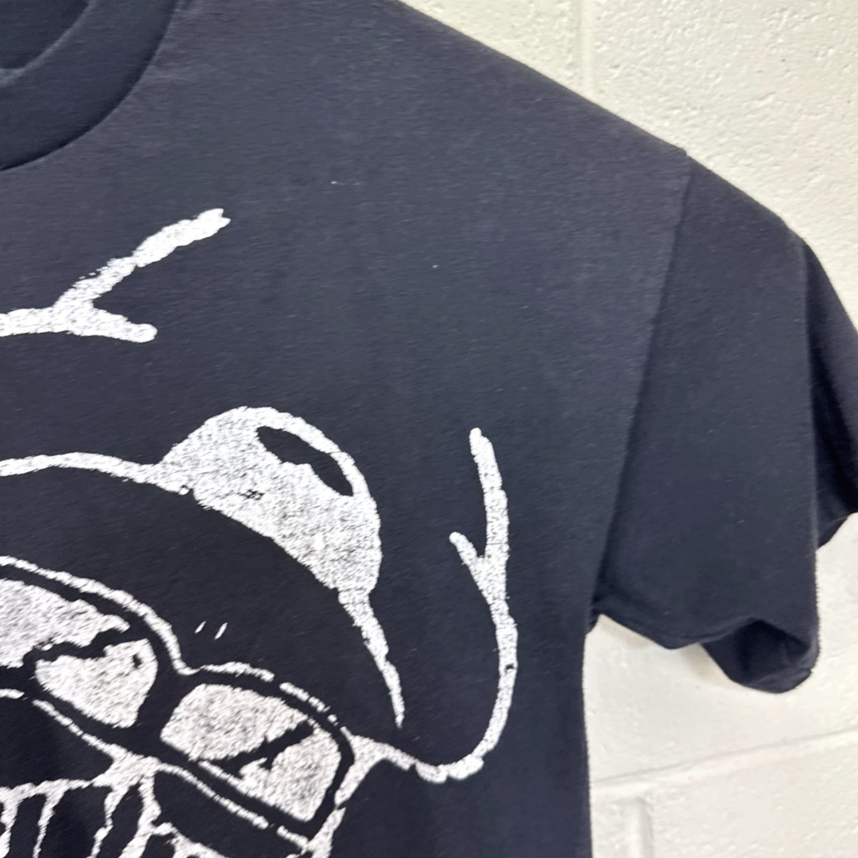 Vintage VINTAGE Clothesline Carlos 'n Charlie's Bar Acapulco T-Shirt Unisex Adults Black 90s Graphic Print Double-Sided Short Sleeve Crew Neck M Size US M / EU 48-50 / 2 - 5 Thumbnail