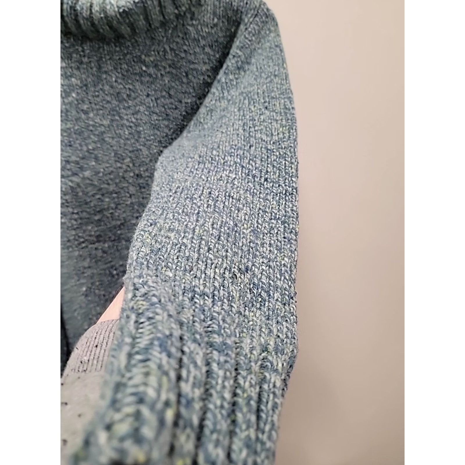 Vintage Fisherman Out Of Ireland Sweater Turtleneck Wool Womens XL Pullover blue Long Sleeve Knit Pullover Casual Travel 23.5 Chest 26.5 Length Used Size L / US 10 / IT 46 - 5 Thumbnail