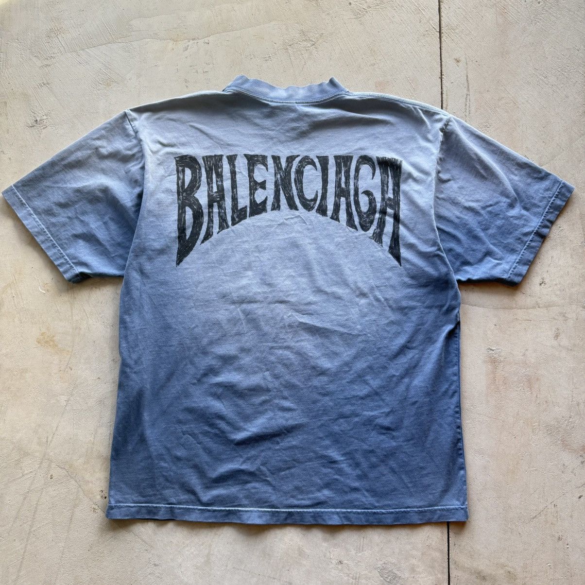 Balenciaga Balenciaga Hand Drawn Logo T-shirt Faded Blue Size US M / EU 48-50 / 2 - 1 Thumbnail