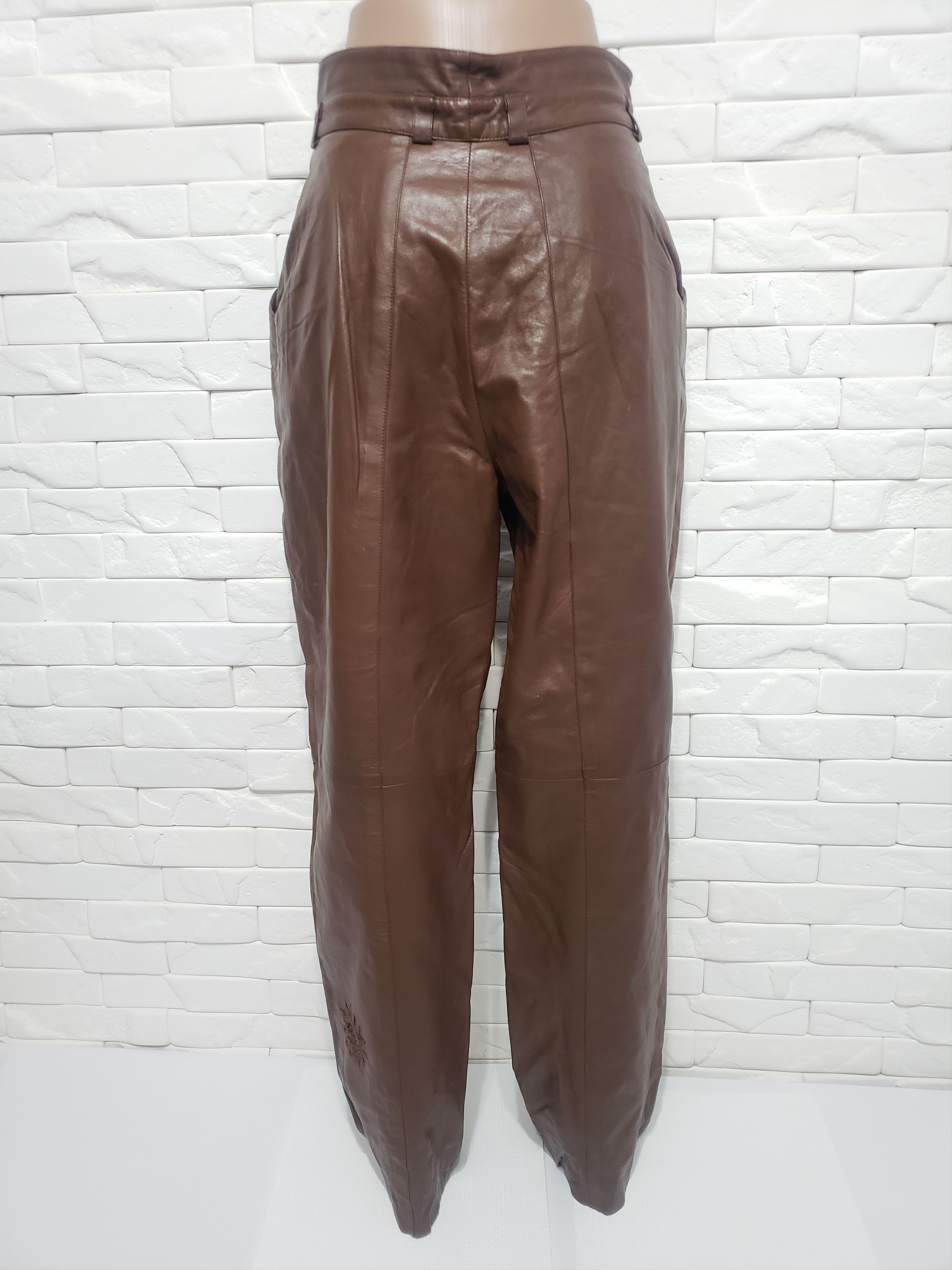 Genuine Leather Women's genuine leather pants. Size 28" / US 6 / IT 42 - 3 Thumbnail