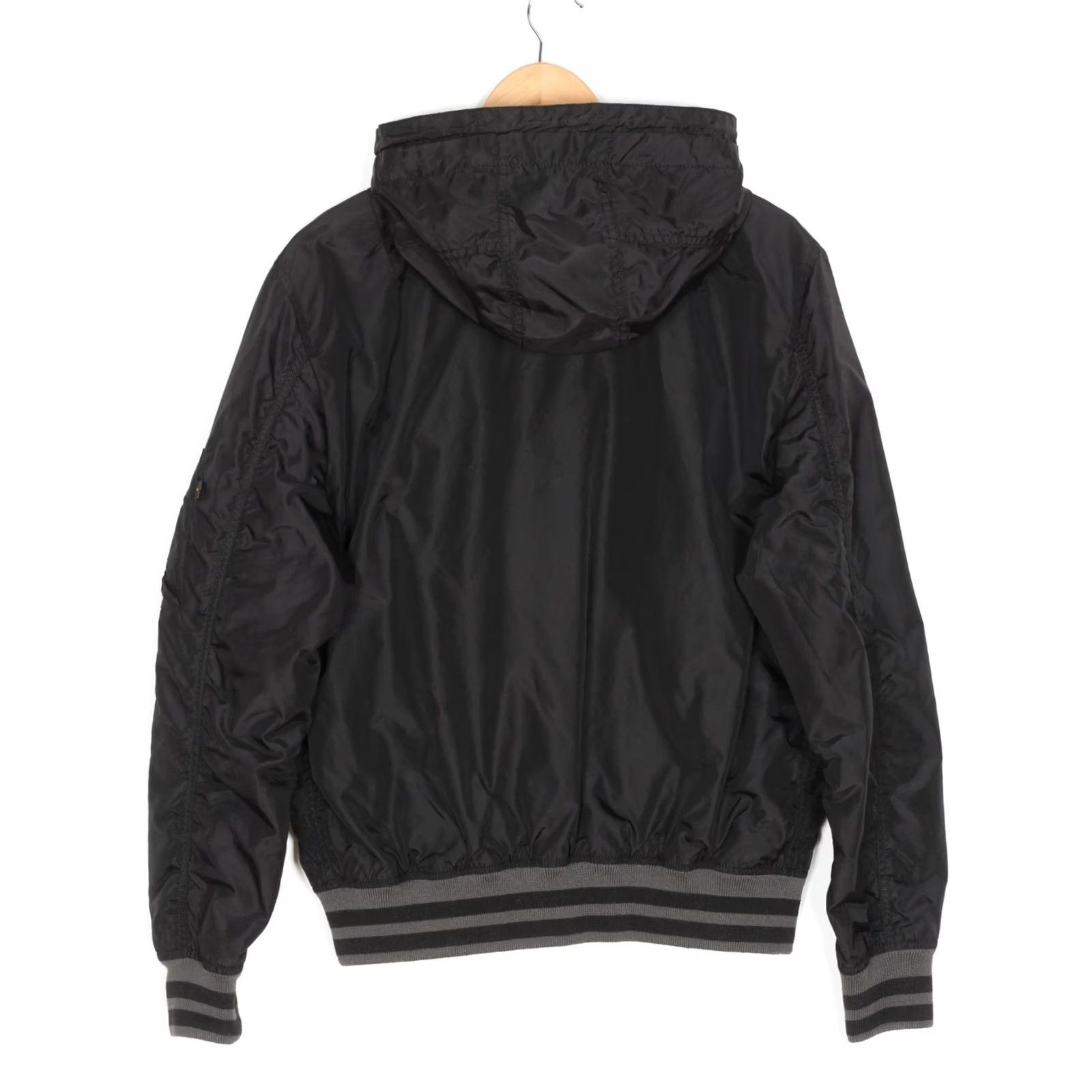 Alpha Industries ALPHA INDUSTRIES Hooded Bomber Jacket Men Size L MJ6311 Size US L / EU 52-54 / 3 - 3 Thumbnail