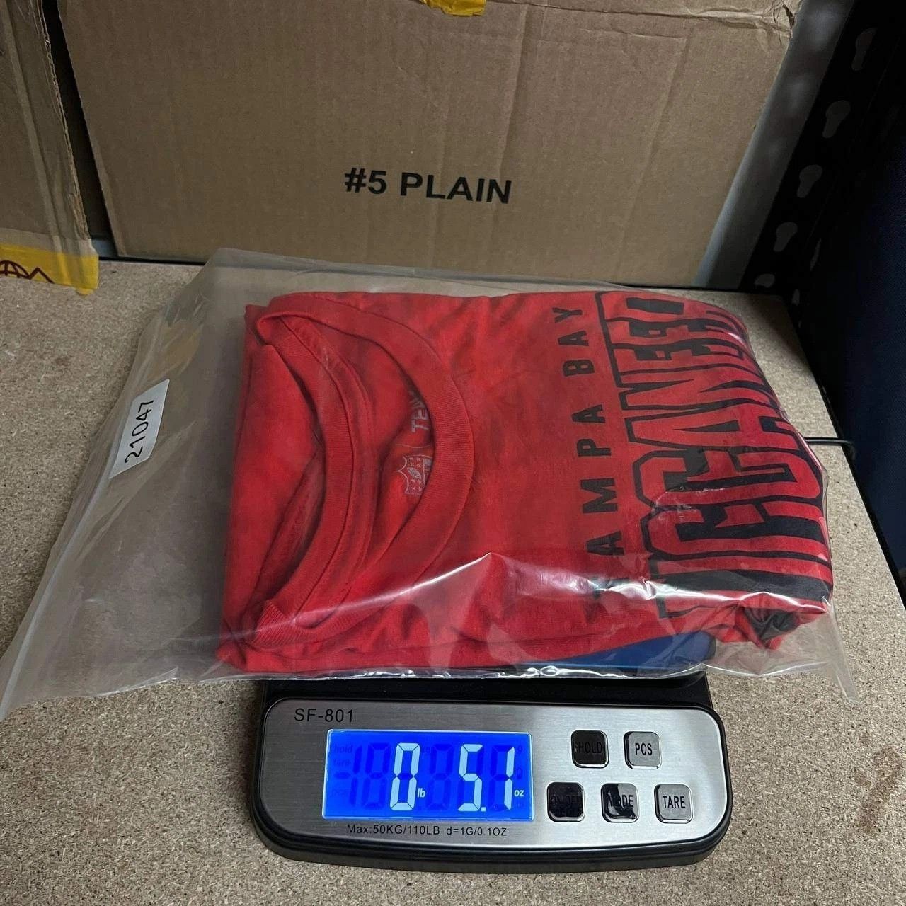 Other Tampa Bay Buccaneers Shirt Men Red NFL Team Apparel Cotton M Size US M / EU 48-50 / 2 - 8 Thumbnail