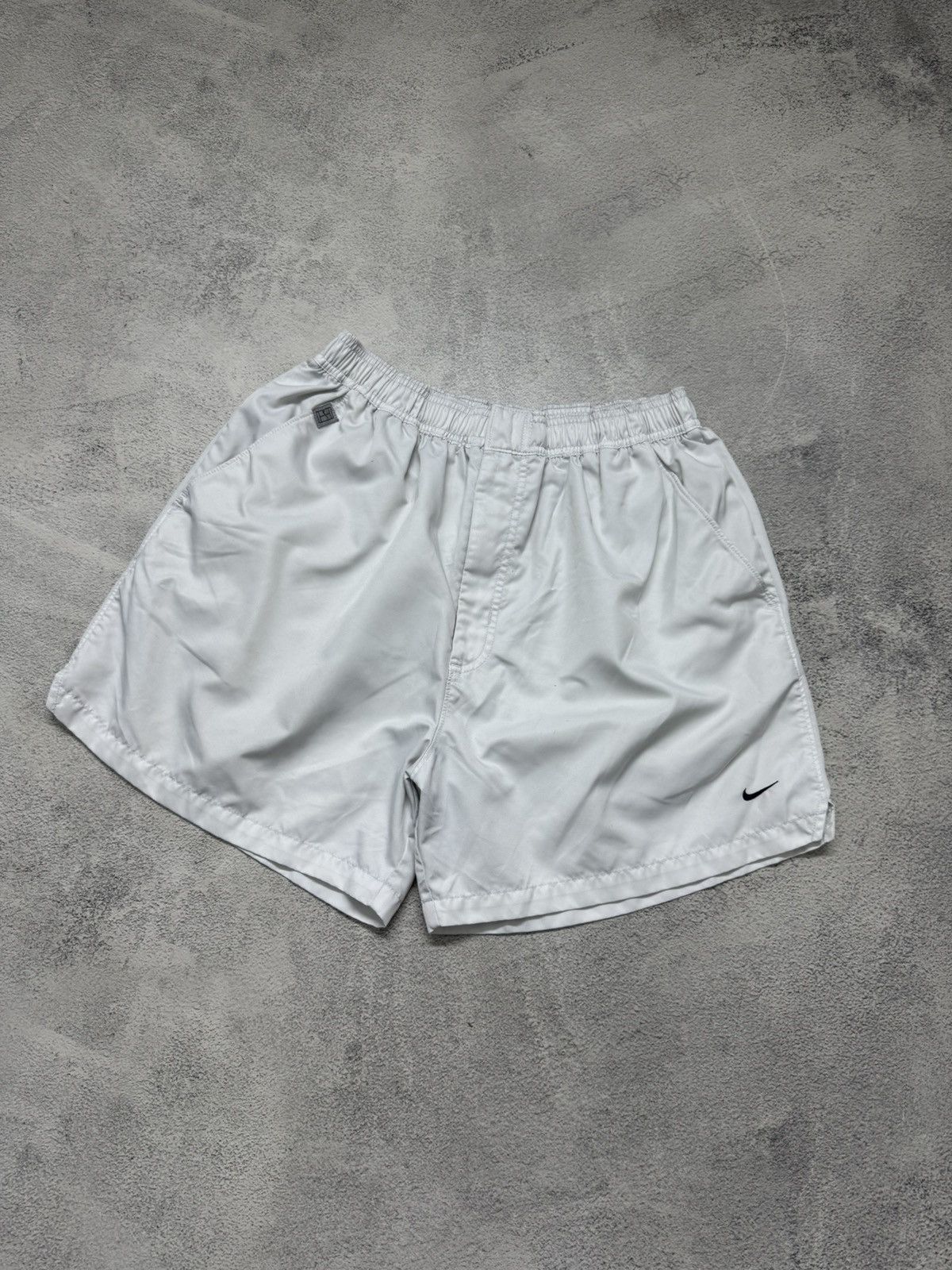 Nike Vintage Y2k Nike Swoosh Nylon Shorts Size US 34 / EU 50 - 3 Thumbnail