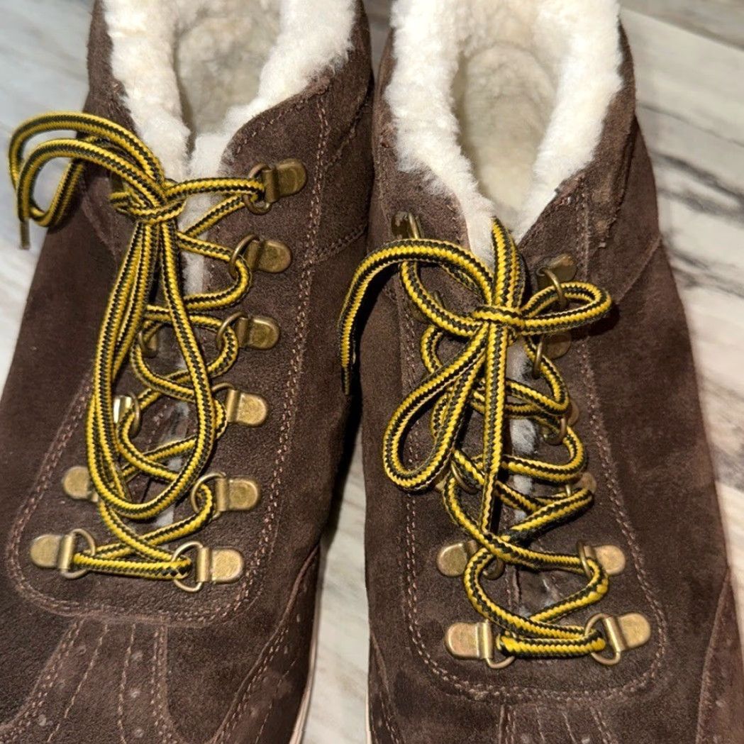 Skin Vintage Foundry Co. Men's Leather Brown Sheepskin Lined Boots Size 11 User: Vintage Foundry Co. Men's Leather Brown Sheepskin Lined Boots Size 11 Size US 11 / EU 44 - 4 Thumbnail