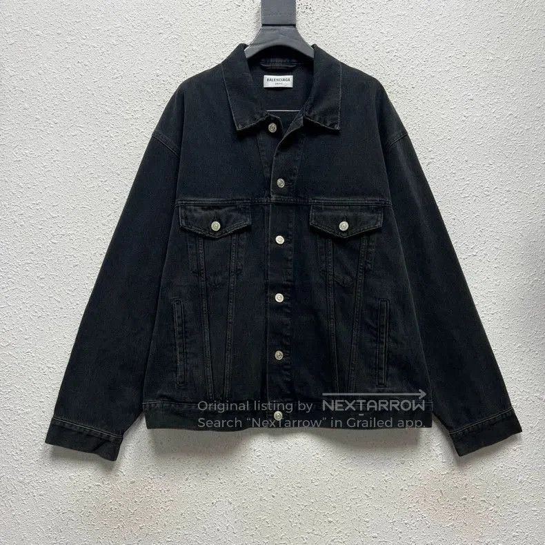 Balenciaga Balenciaga Double B Graffiti Denim Jacket. Size US S / EU 44-46 / 1 - 1 Thumbnail