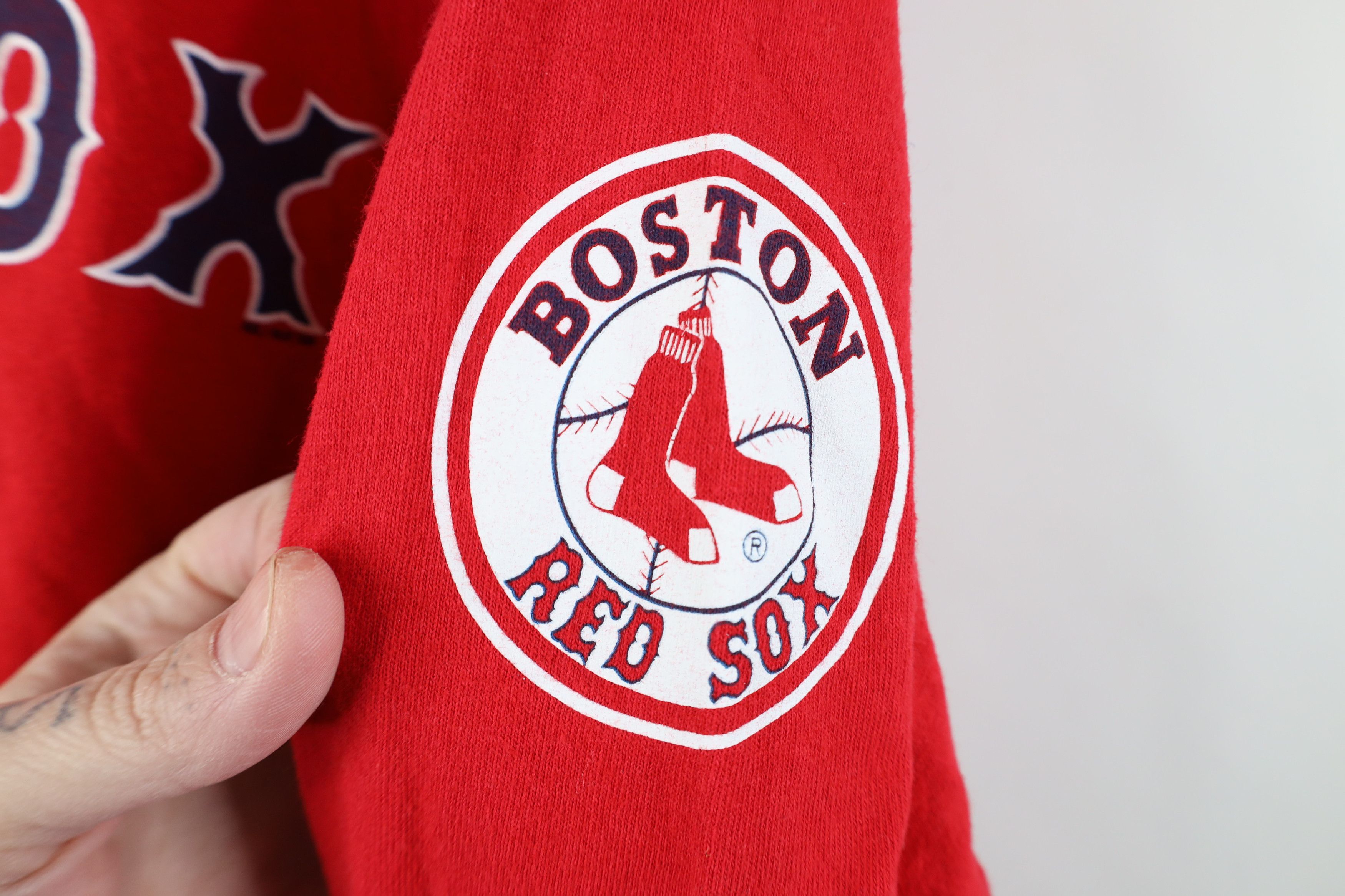 Nike Vintage Nike Swoosh Boston Red Sox Long Sleeve T-Shirt Size US L / EU 52-54 / 3 - 6 Thumbnail