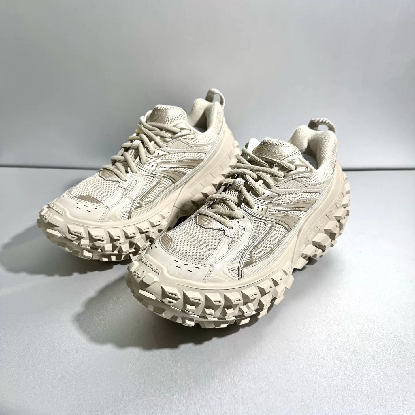 Balenciaga NEW BALENCIAGA DEFENDERS / BOUNCERS | Grailed