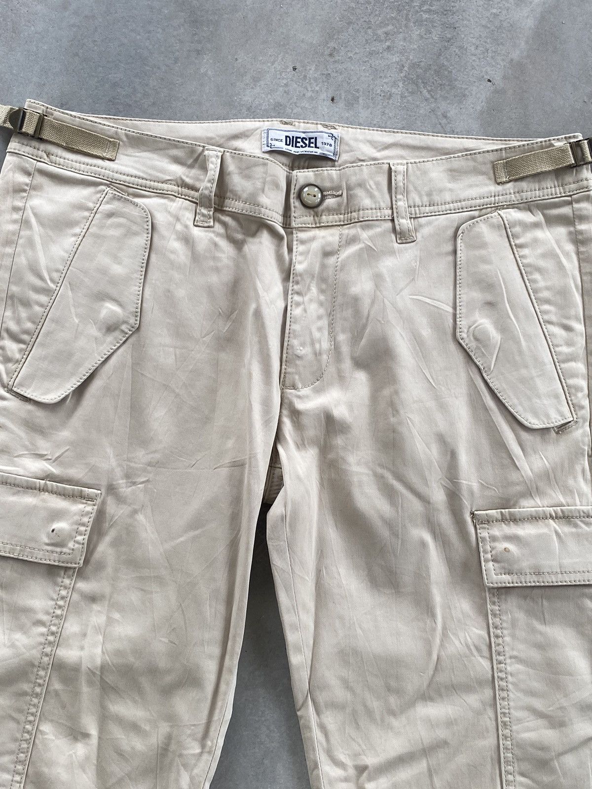 Diesel DIESEL ADJUSTABLE BOTTOM ZIPPED Size US 34 / EU 50 - 2 Thumbnail
