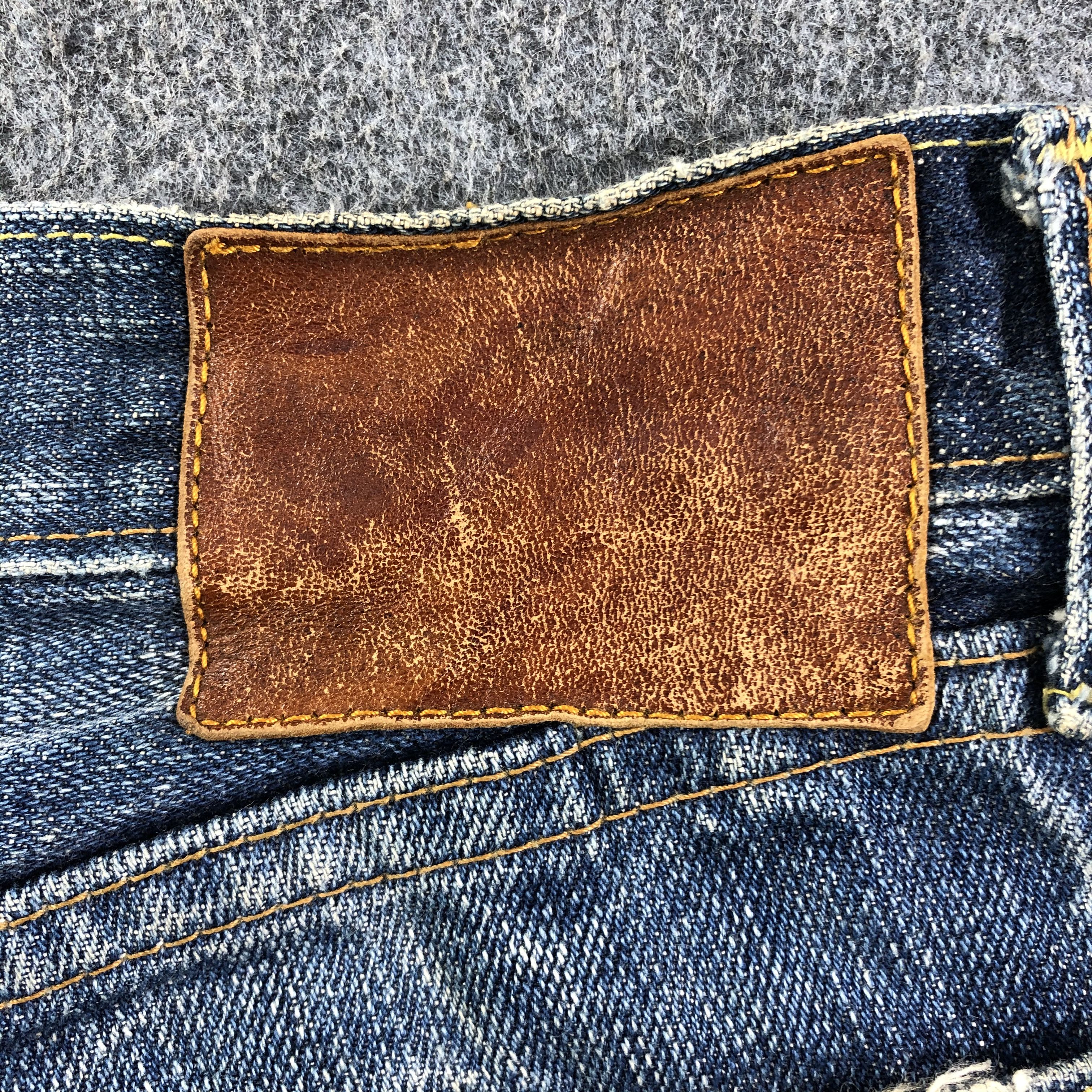 Levi's Vintage Blue Wash Levis 501 Jeans Distressed Denim -J2684 Size US 31 - 5 Thumbnail
