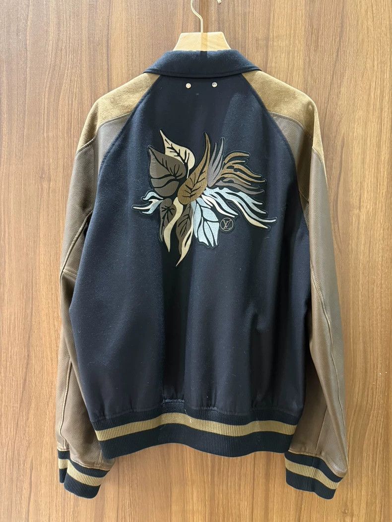 Louis Vuitton Louis Vuitton Sheepskin paneled baseball jacket Size US L / EU 52-54 / 3 - 2 Thumbnail