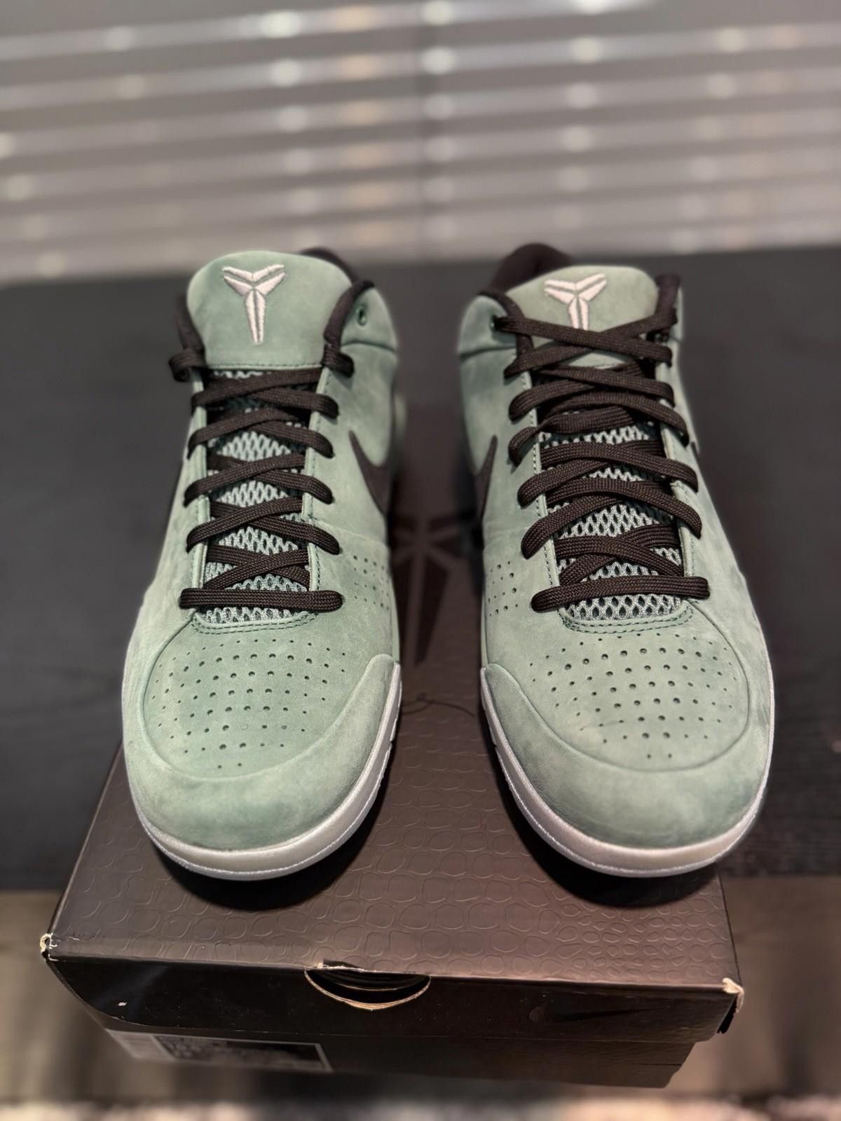 Han Kjobenhavn Men’s 10.5 - Kobe 4 Protro ‘Girl Dad’ (FQ3545-300) New Size US 10.5 / EU 43-44 - 4 Thumbnail