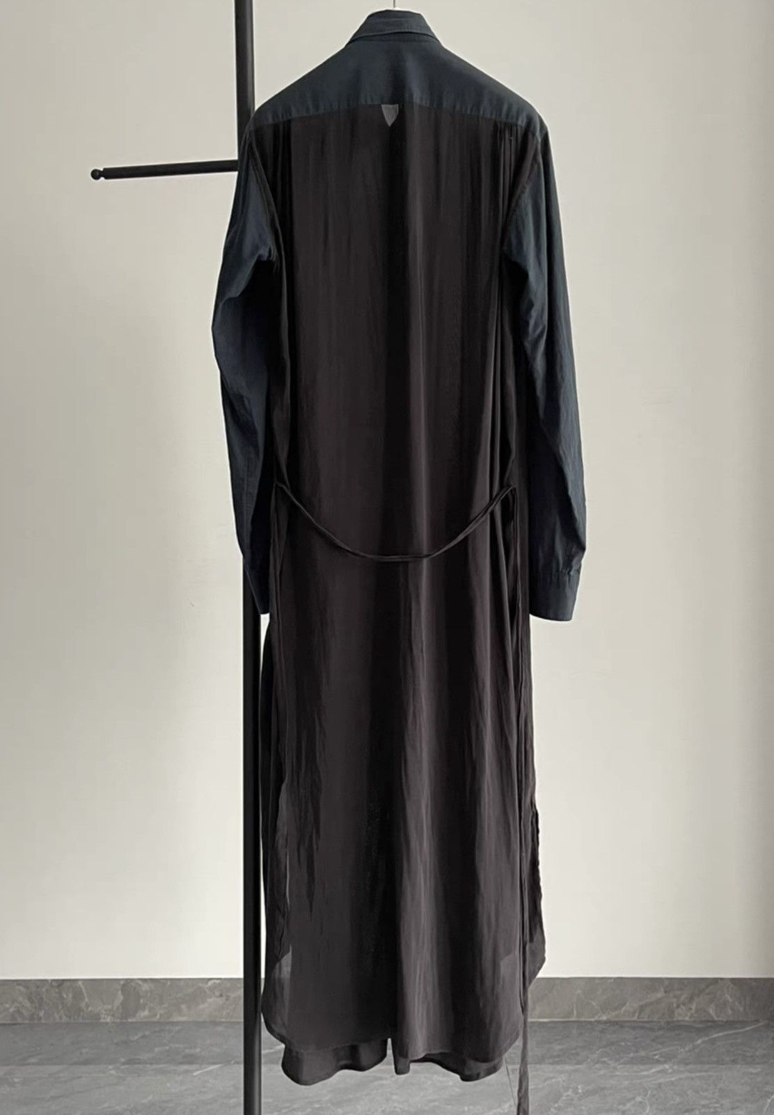 Ann Demeulemeester Ann Demeulemeester early silk robe Size XS / US 0-2 / IT 36-38 - 2 Thumbnail