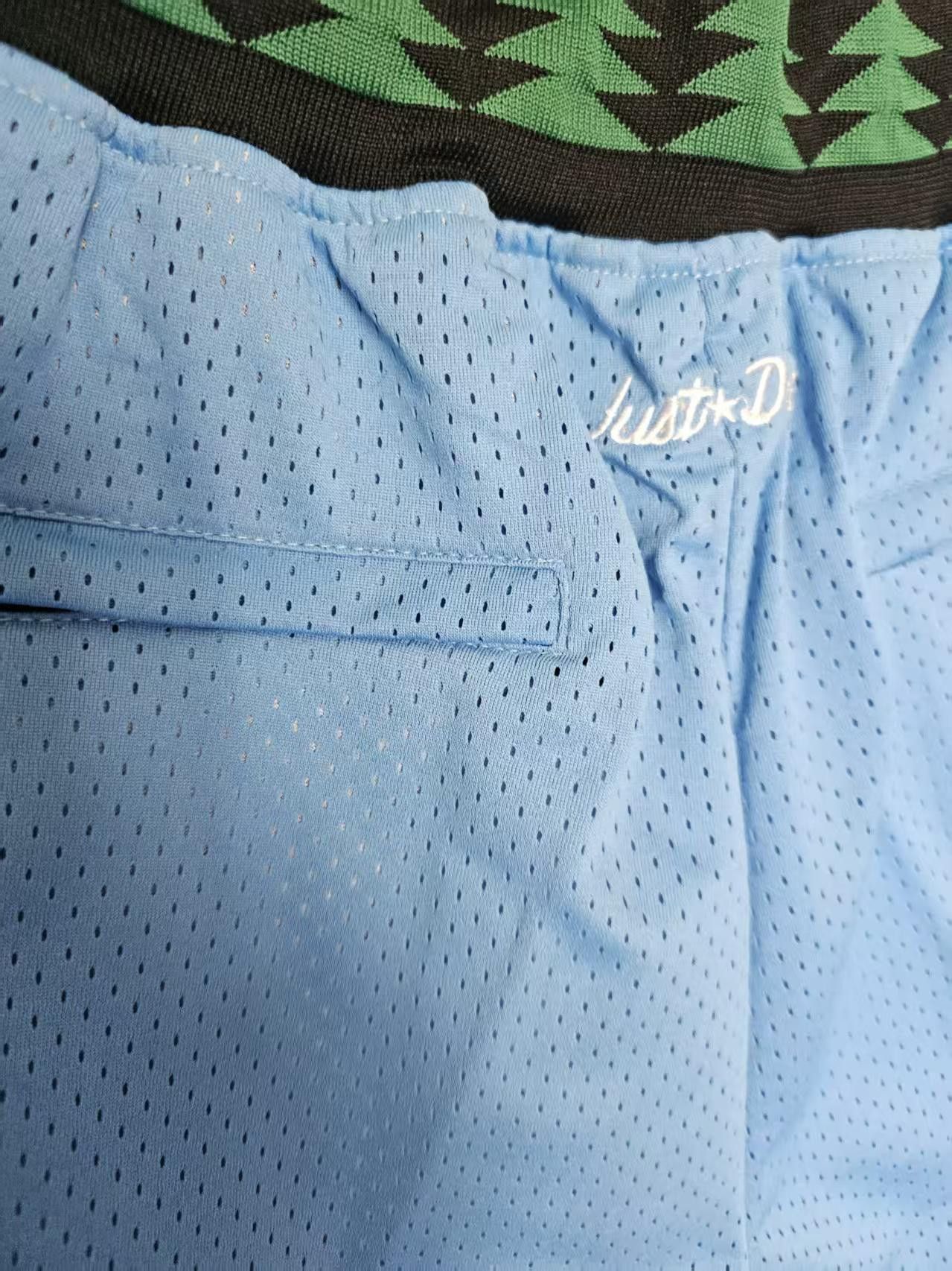 NBA Vintage Timberwolves Pocket Short Small Size Size US 32 / EU 48 - 5 Thumbnail
