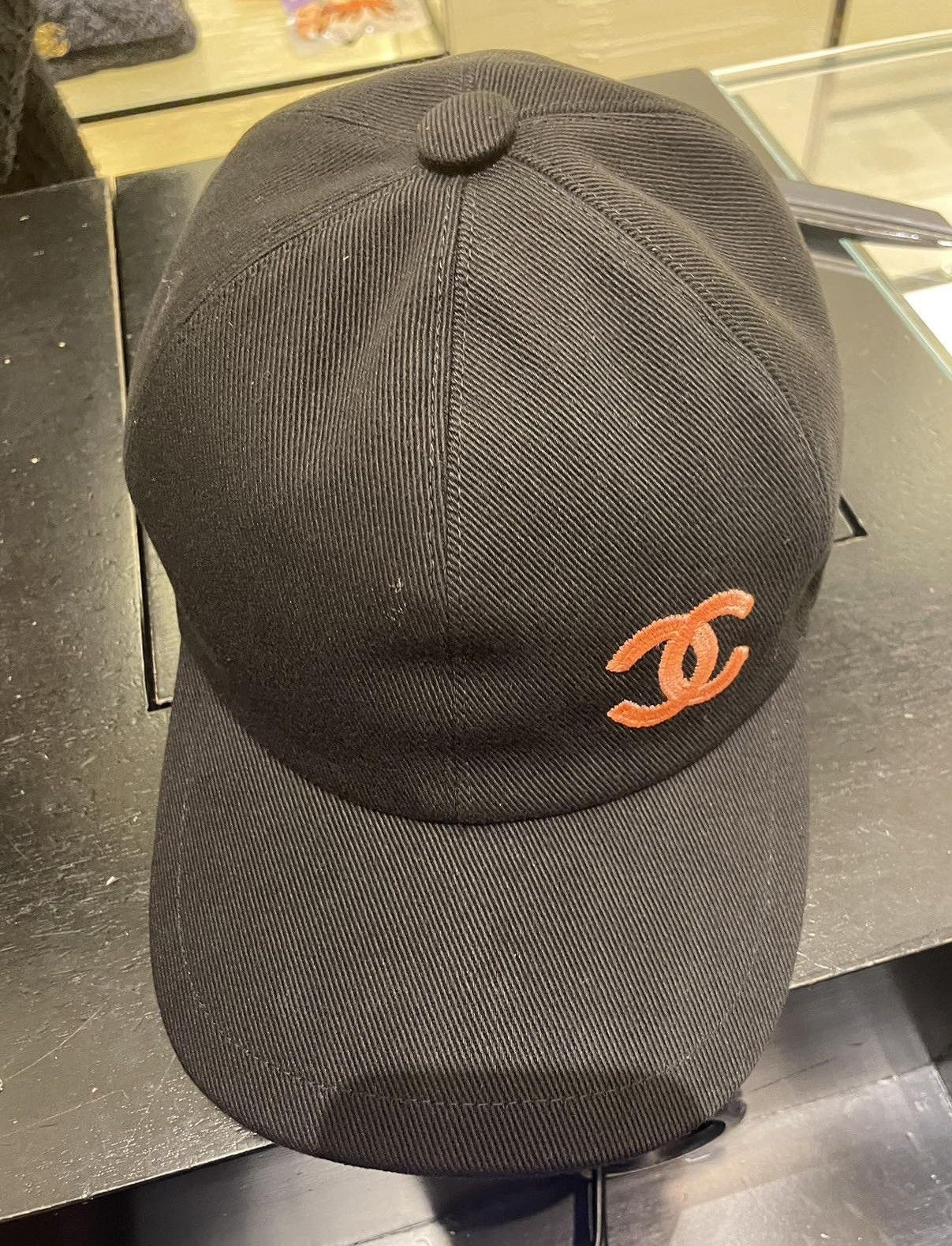 Chanel Chanel Baseball Cap 23A CC Orange Logo Brend New Size ONE SIZE - 14 Thumbnail
