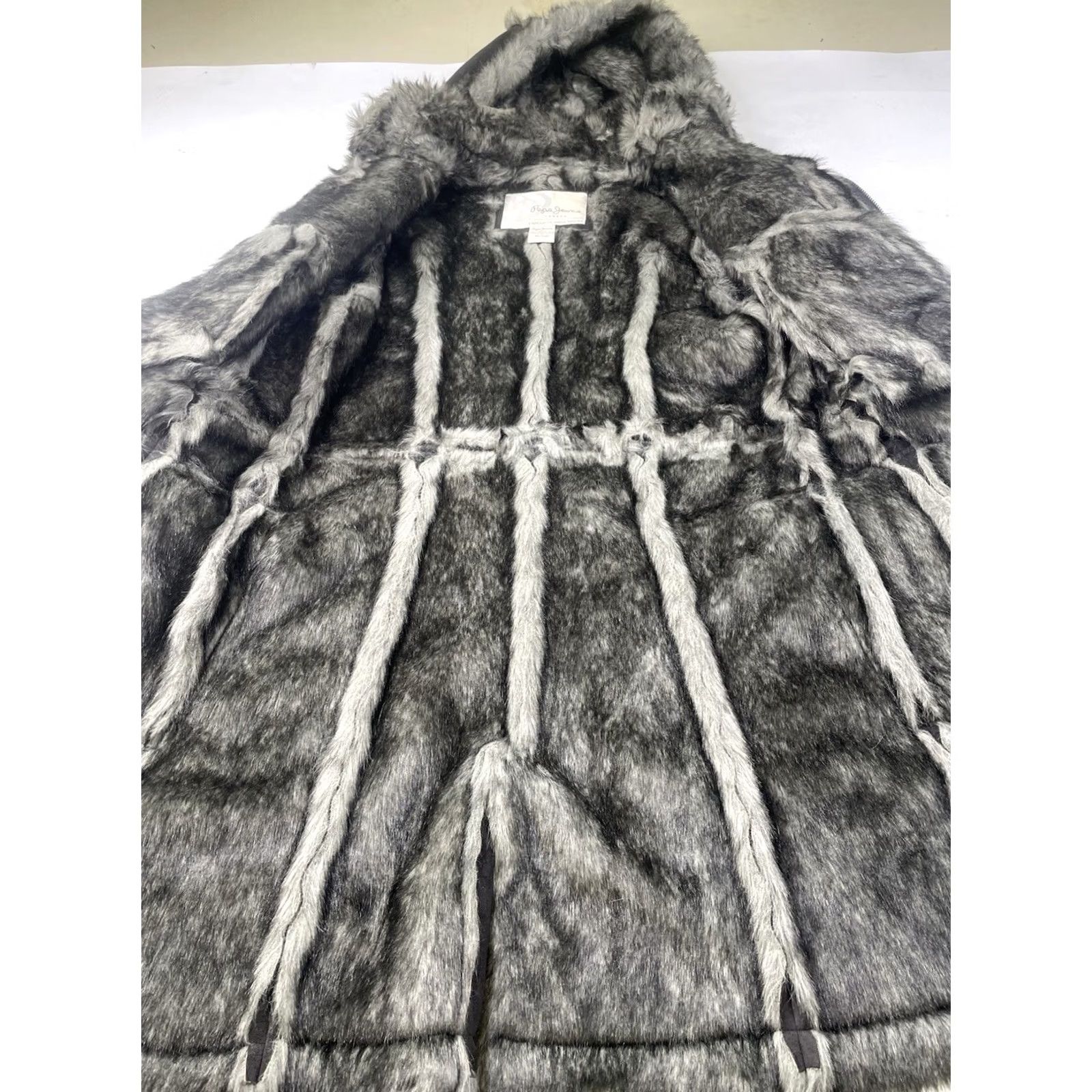 Pepe Jeans VINTAGE Pepe Jeans Coat Fur Lined Midi Parka Hooded Women's Large Gray 90s Y2K Bohemian Fur Trim Buckle Zip Long Faux Fur Down Winter Fall Workwear Size 36" / US 14 / IT 50 - 2 Thumbnail