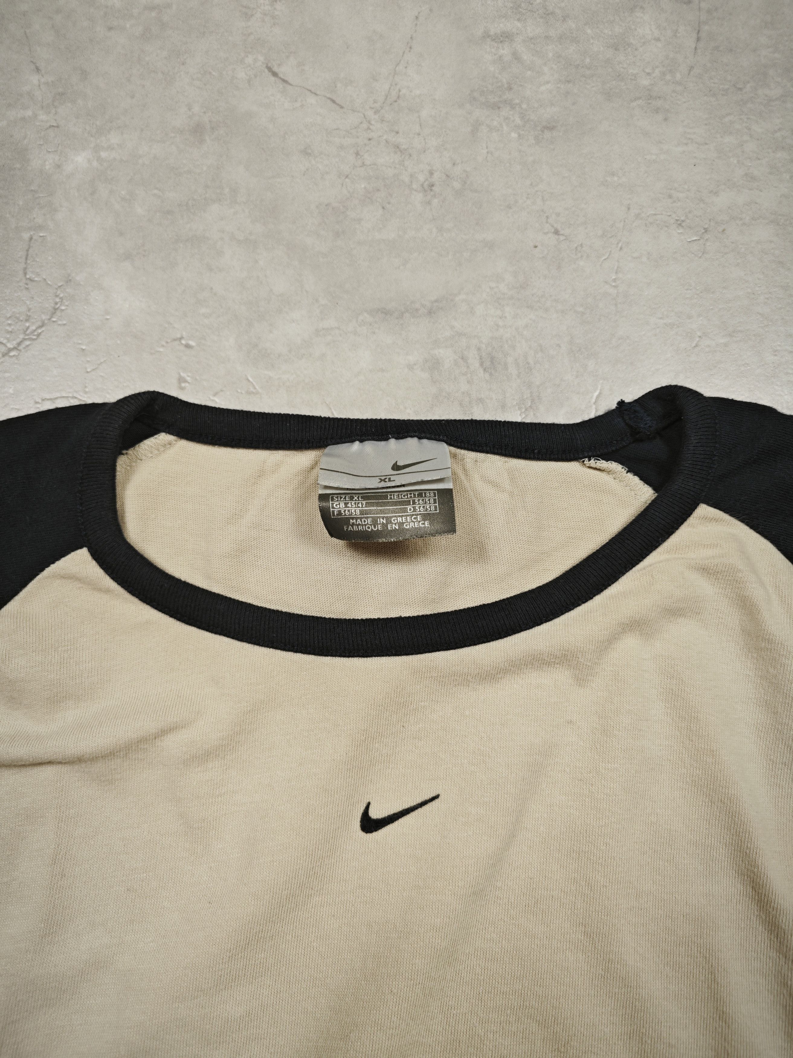 Nike Nike vintage central swoosh t shirt Size US XL / EU 56 / 4 - 2 Thumbnail