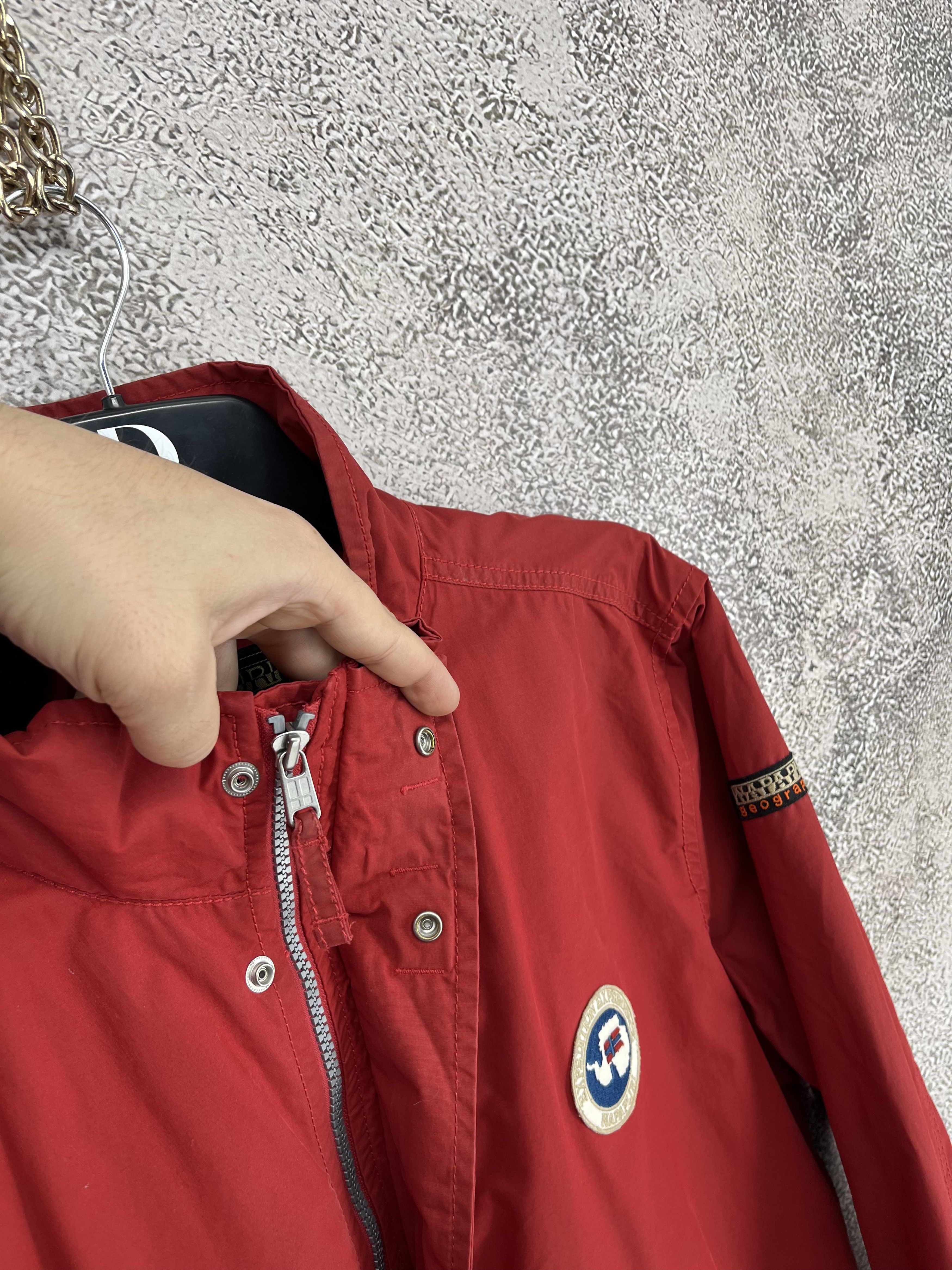 Napapijri Vintage y2k Napapijri Zip Jacket Red size XL Size US XL / EU 56 / 4 - 8 Thumbnail