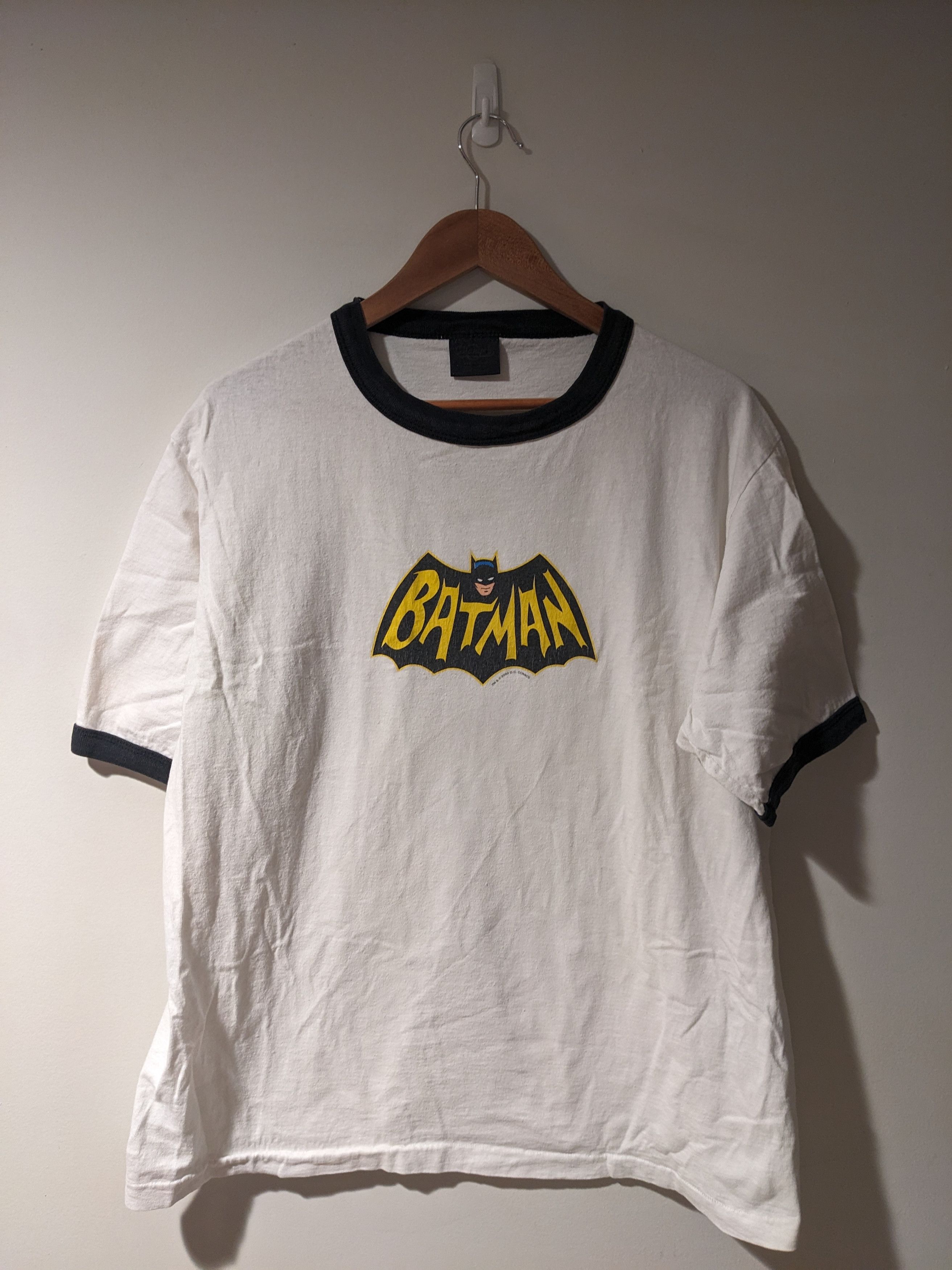 DC Comics Vintage 2000 Batman Center Logo DC Comics Ringer T-Shirt Size US XL / EU 56 / 4 - 1 Thumbnail