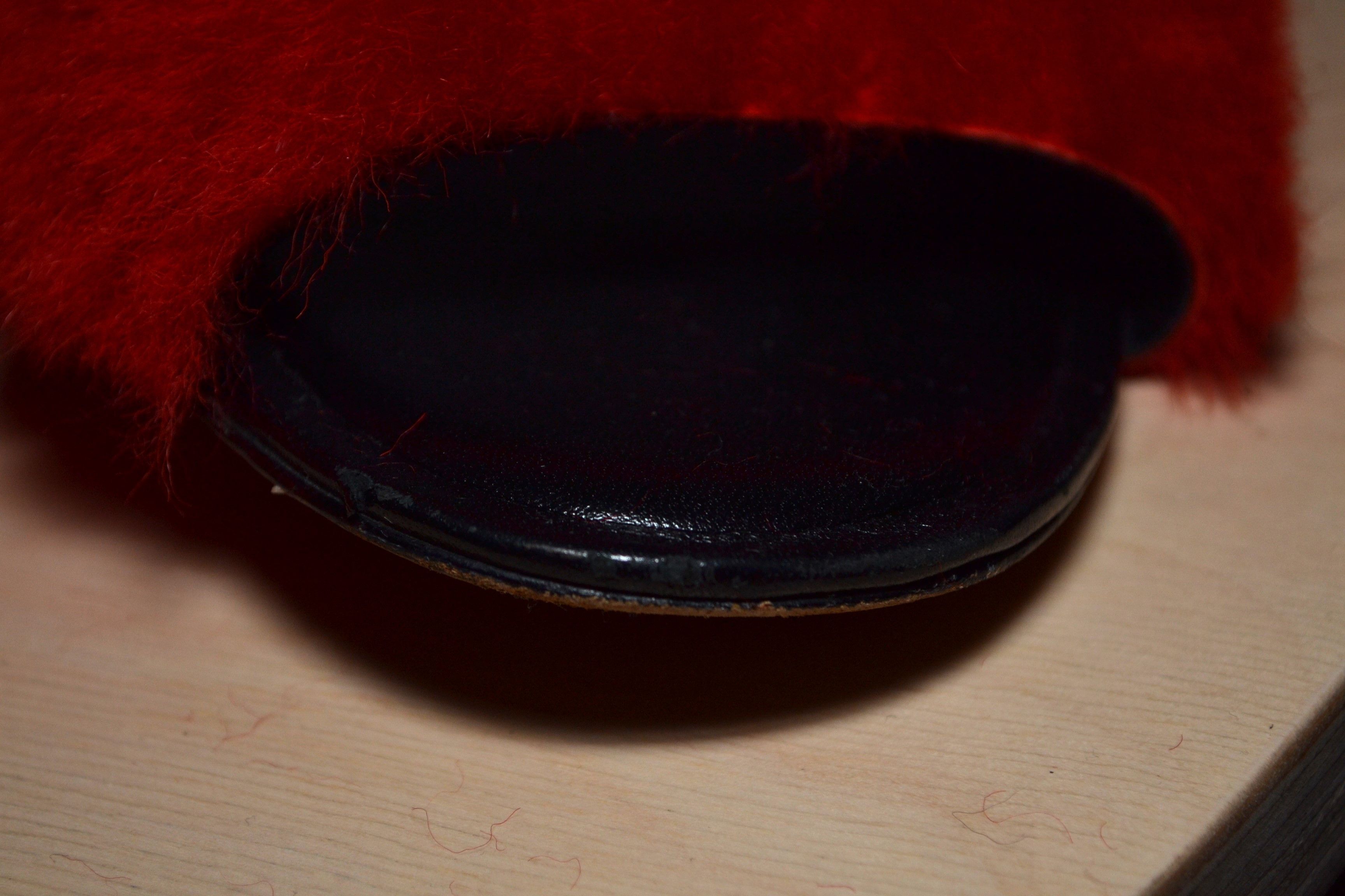 Diane von Furstenberg Diane Von Furstenberg Mules/Slides Red Fur Size 10 Size US 10 / IT 40 - 7 Thumbnail