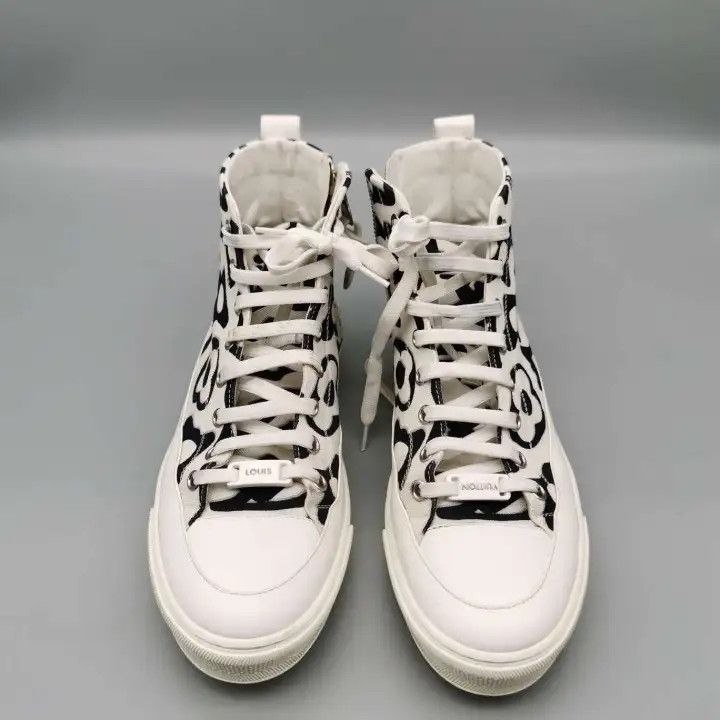 Louis Vuitton Louis Vuitton Stellar High-Top Fashion Sneakers 0079 Size US 6 / IT 36 - 1 Thumbnail
