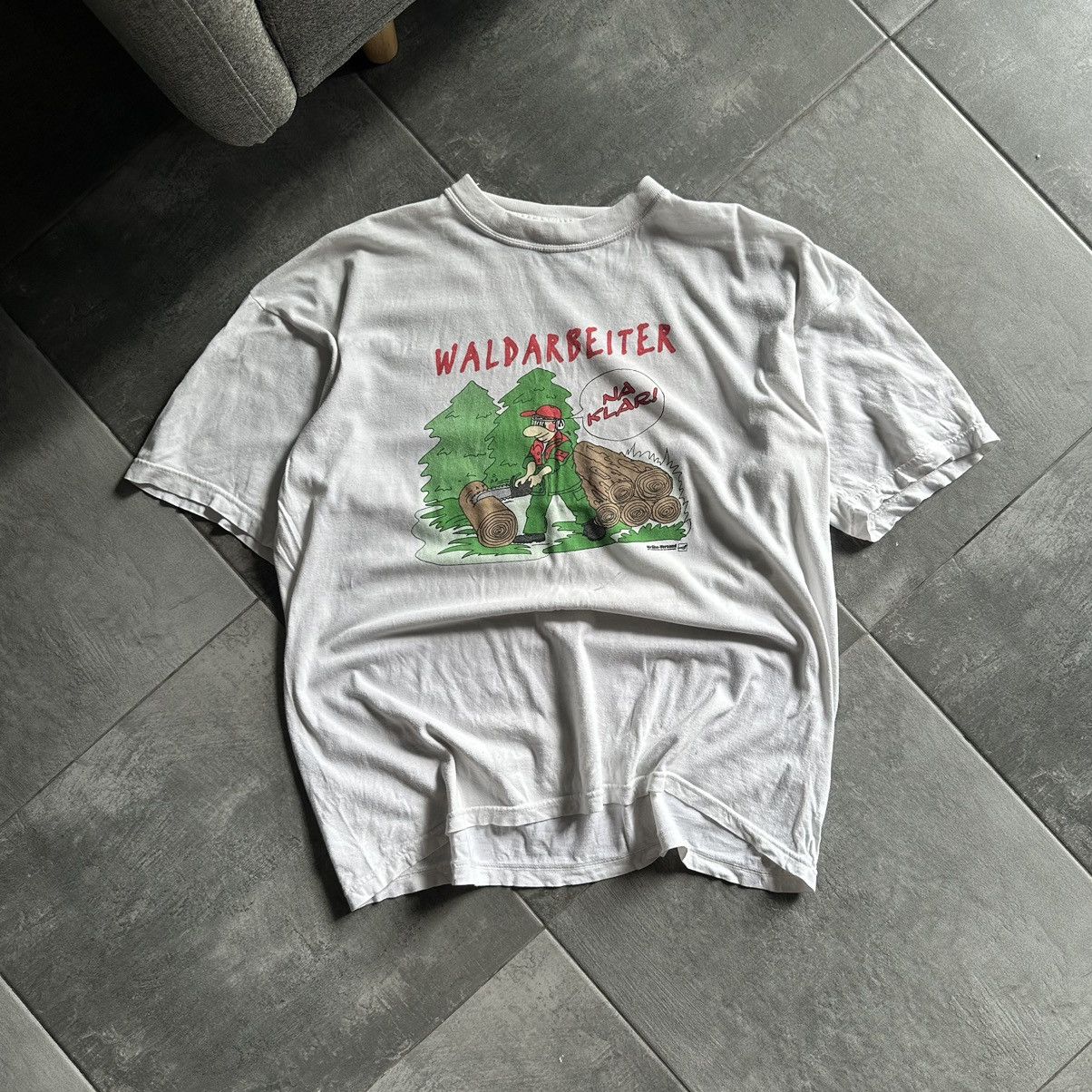 Vintage Vintage Japanese Style Joke T-shirts Waldarbeiter Humor Y2K Size US L / EU 52-54 / 3 - 3 Thumbnail