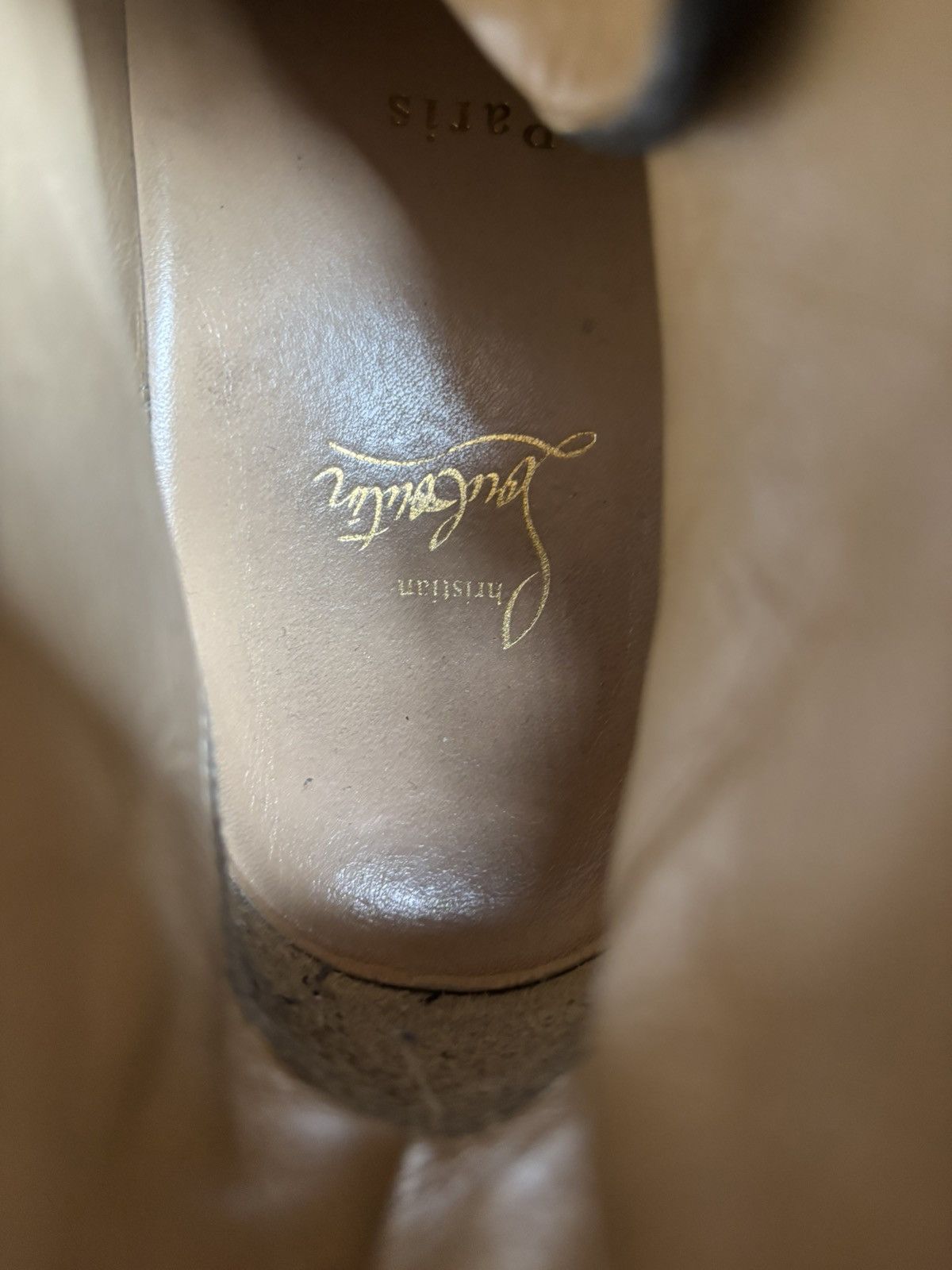Christian Louboutin Christian Louboutin suede strap hi top sneakers Size US 8 / EU 41 - 10 Thumbnail