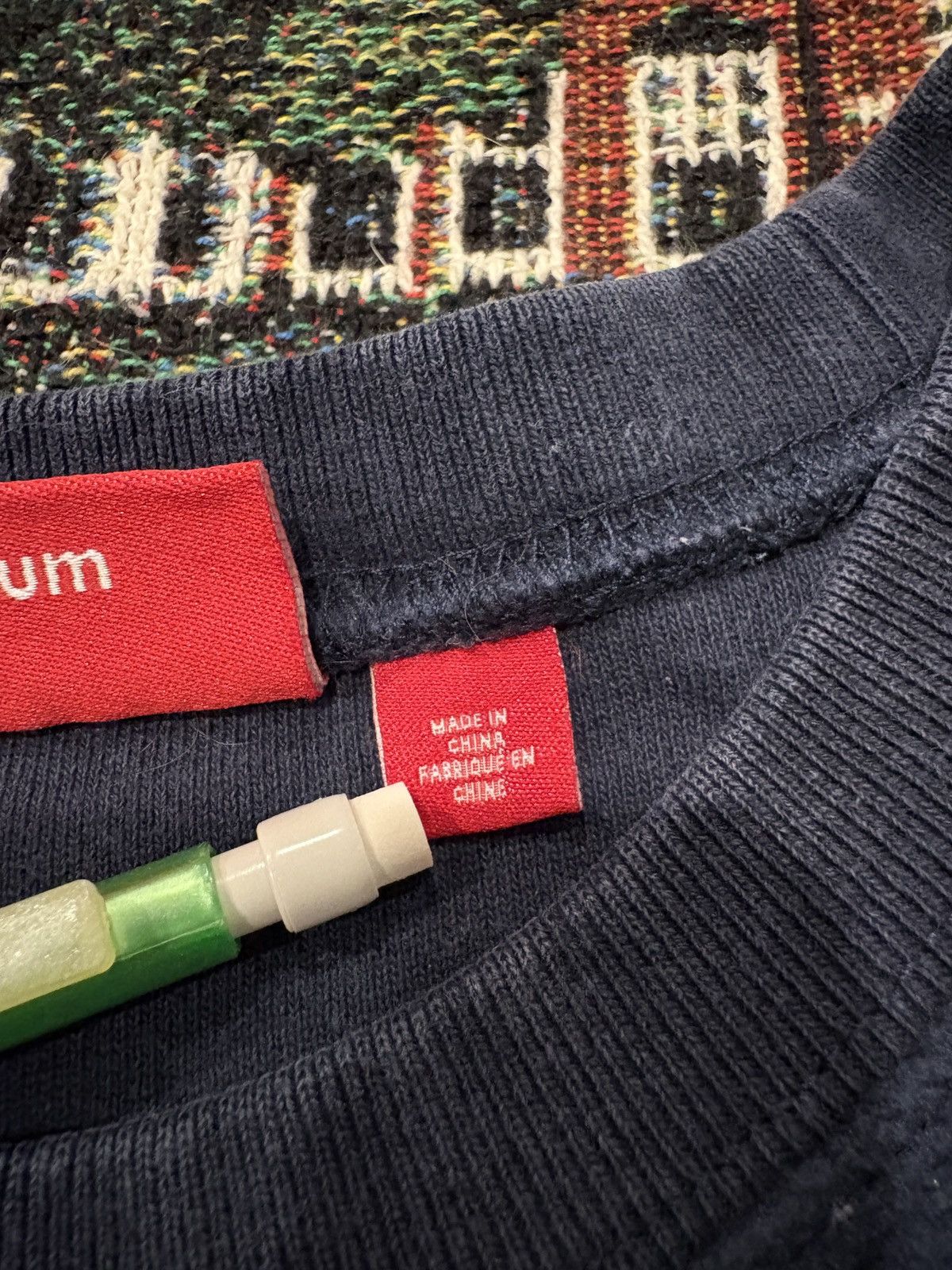 Supreme Supreme Inside Out Crewneck Navy Used Size M Size US M / EU 48-50 / 2 - 3 Thumbnail