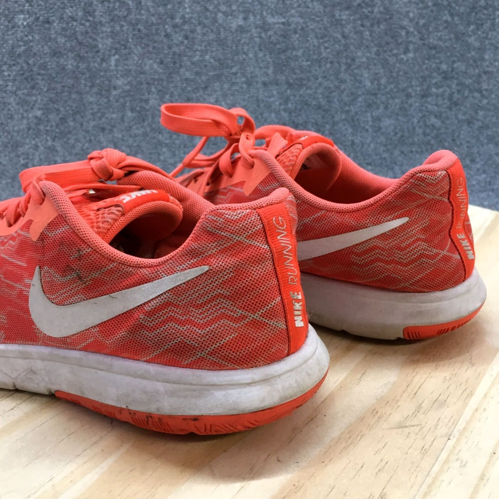 Nike Nike Flex Experience RN Running Sneaker Orange Low Top Womens 8 844673-800 Size M / US 6-8 / IT 42-44 - 6 Thumbnail