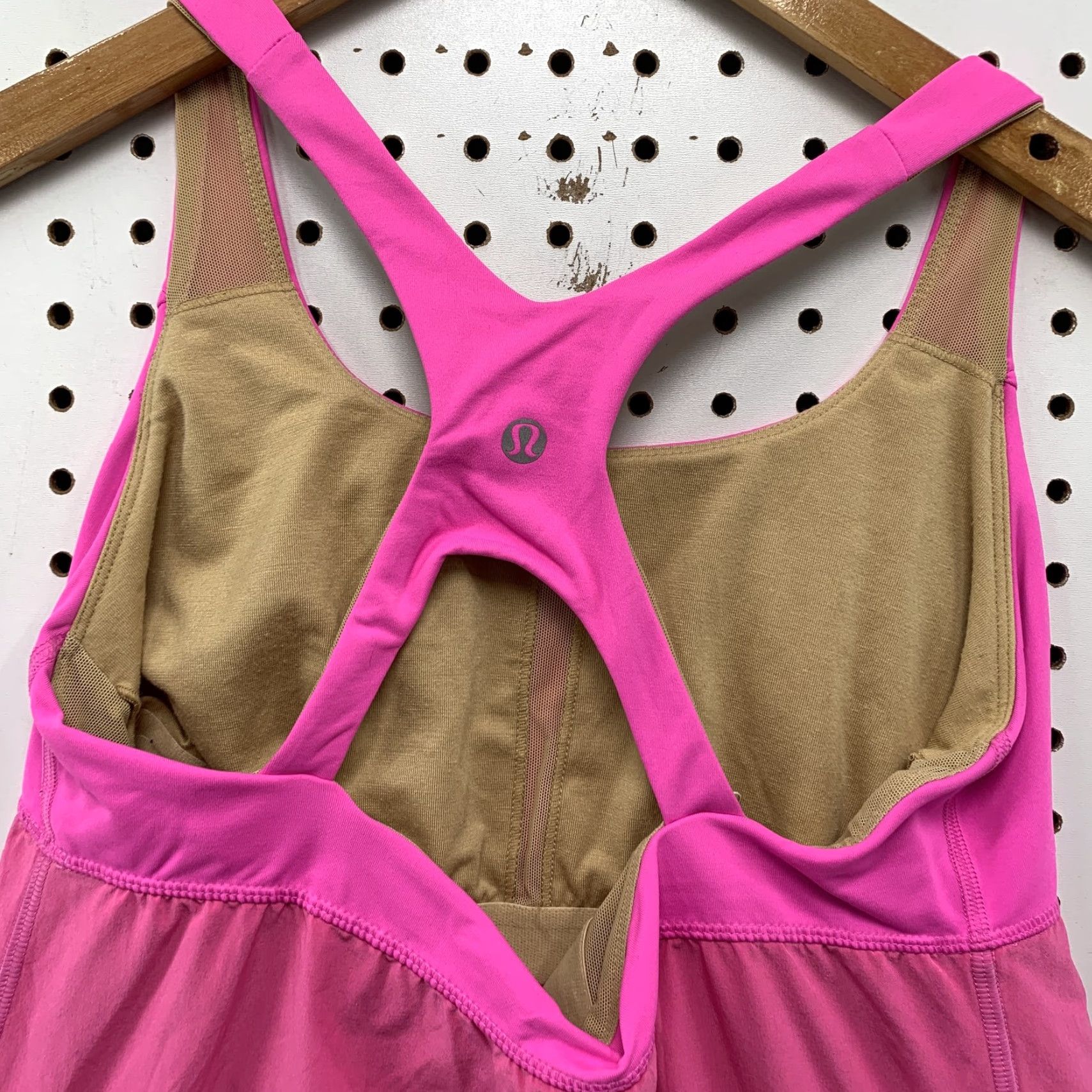 Lululemon Lululemon Tank Top Women's Size 8 Sleeveless Racerback Pink Yoga Activewear 8 Women Size M / US 6-8 / IT 42-44 - 7 Thumbnail