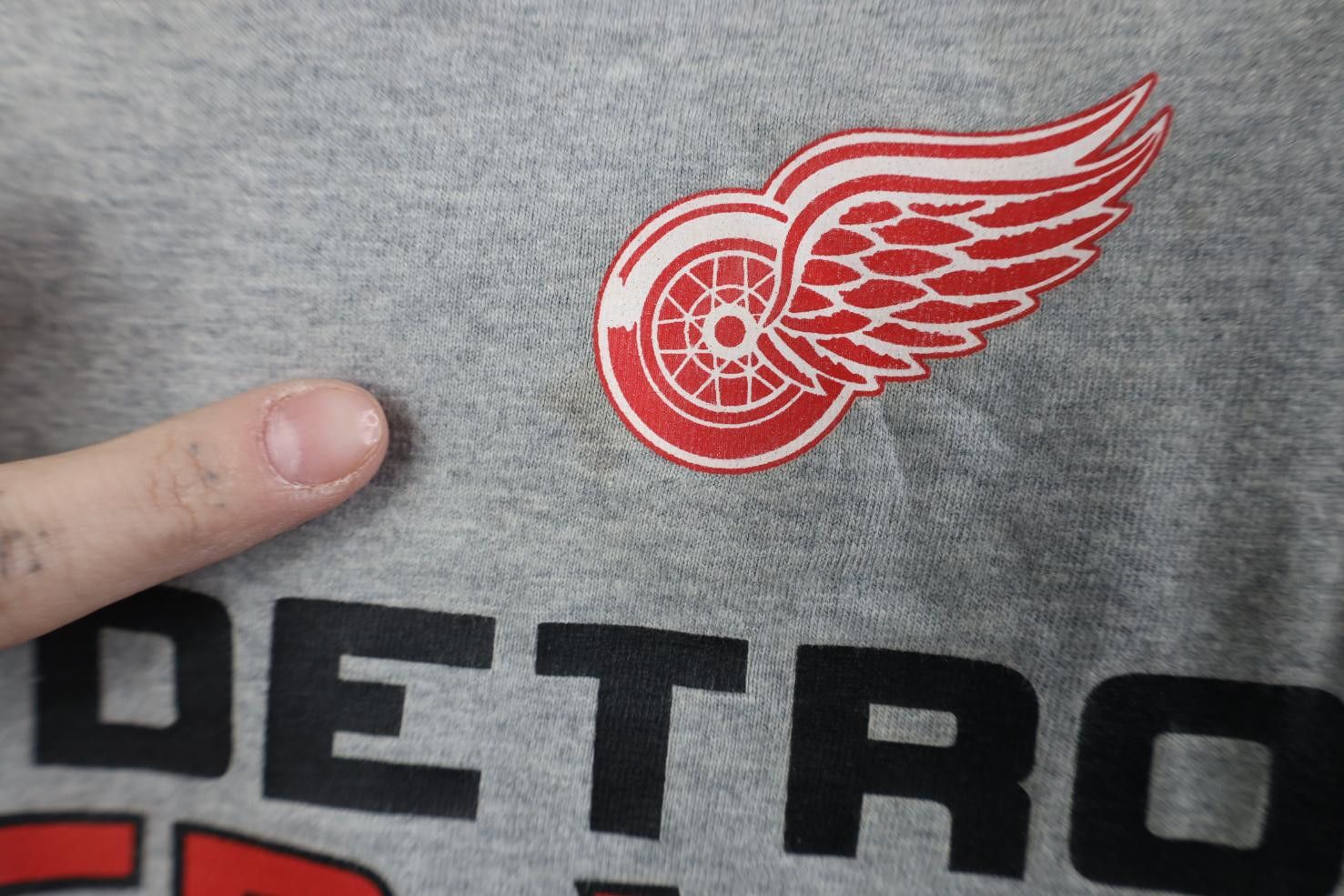 Vintage Vintage CCM Hockey Detroit Red Wings Raglan T-Shirt Gray Size US L / EU 52-54 / 3 - 3 Thumbnail