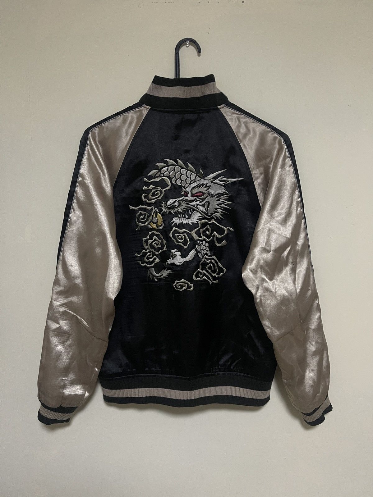 Japanese Brand NYLUKS Dragon embroidery Sukajan Black gold vtg Size US M / EU 48-50 / 2 - 1 Thumbnail