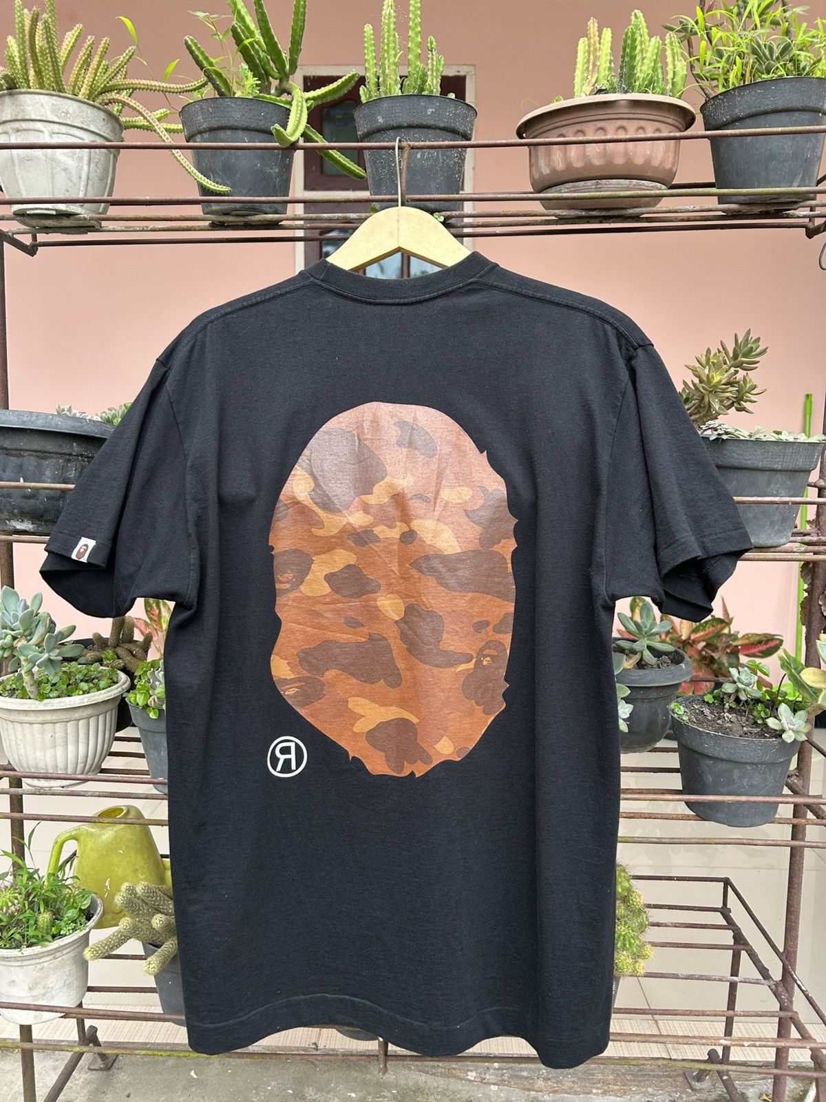 Bape Tshirt BAPE Big Logo Size US XL / EU 56 / 4 - 2 Thumbnail