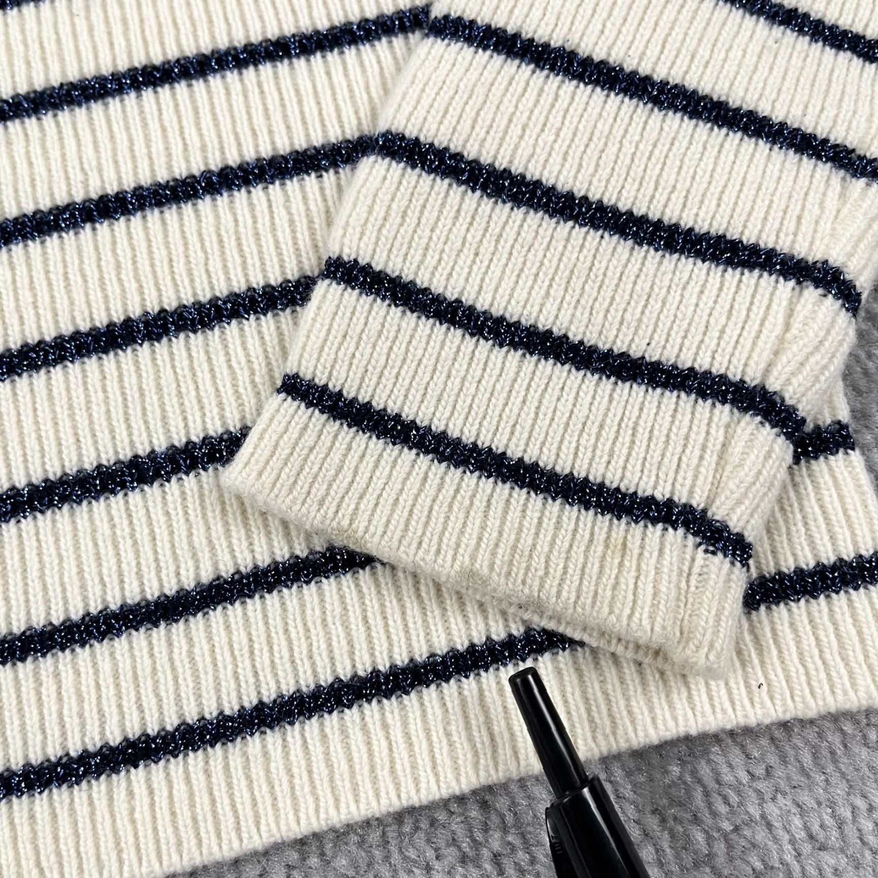 Sandro Sandro Sweater Womens Size 2 White Metallic Blue Striped Knit Pullover Size XS / US 0-2 / IT 36-38 - 7 Thumbnail