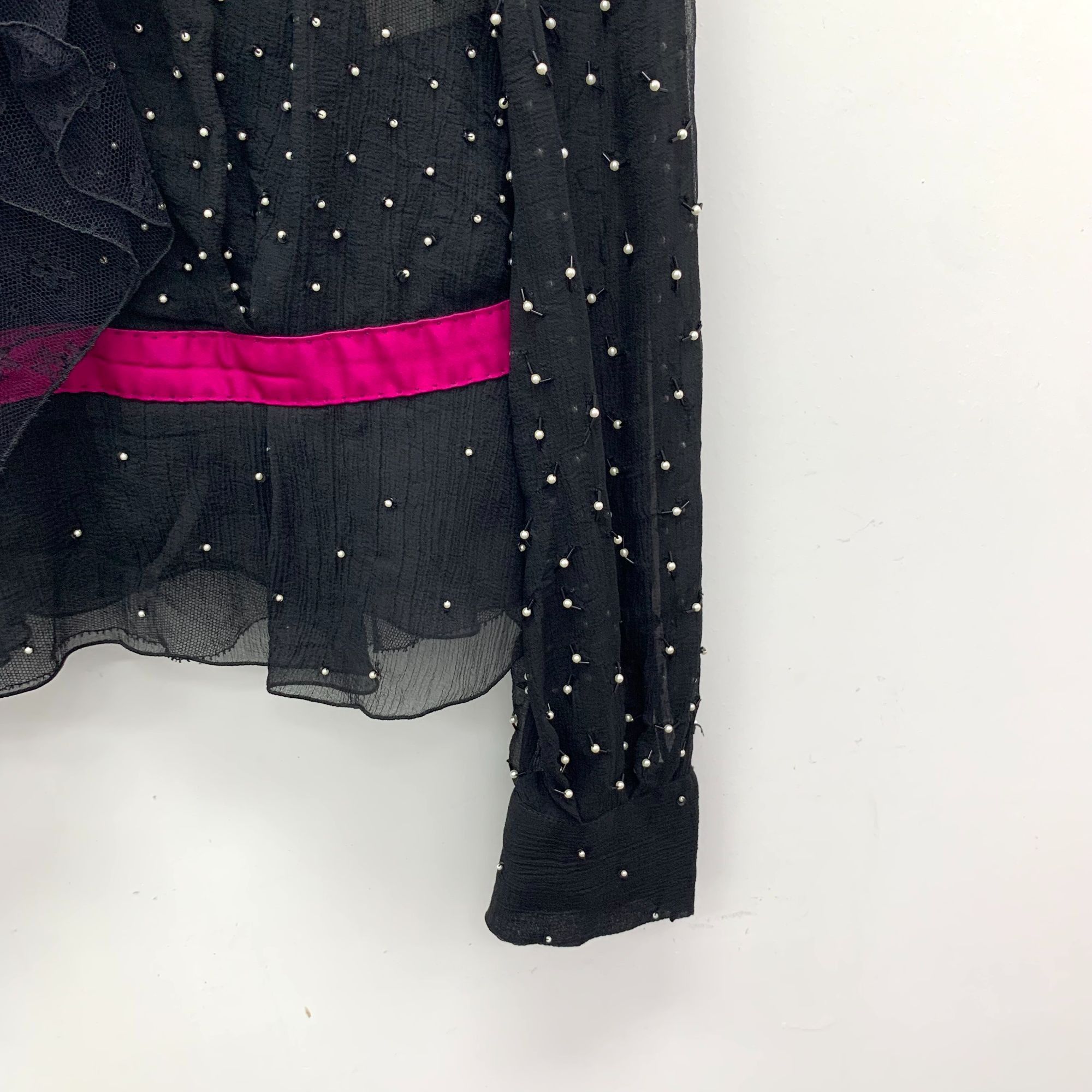 Louis Vuitton Louis Vuitton Black Silk Beaded Long-Sleeve Blouse With Bow Size XS / US 0-2 / IT 36-38 - 6 Thumbnail