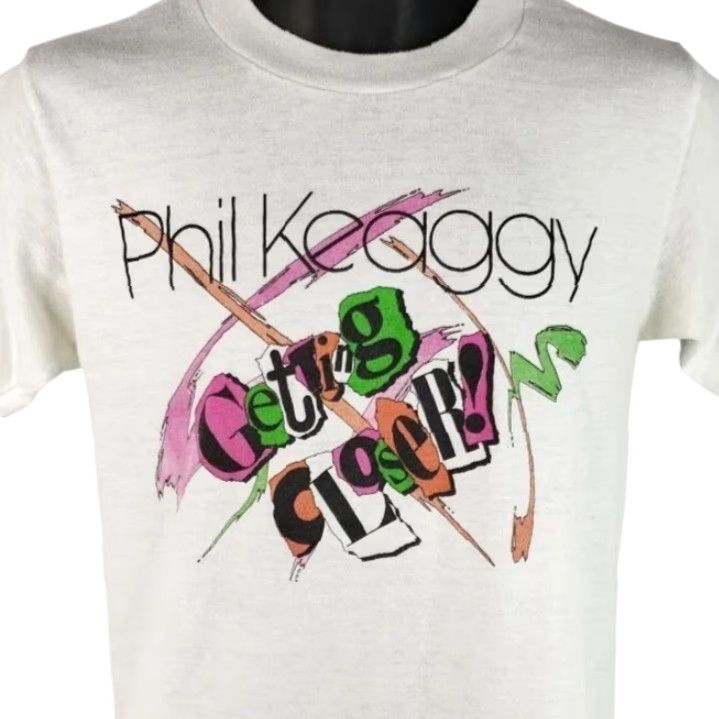 Vintage VINTAGE Phil Keaggy T Shirt Mens Size Small White 80s 1985 Getting Closer USA Shirt Mens S White 80s Phil Keaggy T Shirt Size US S / EU 44-46 / 1 - 2 Thumbnail