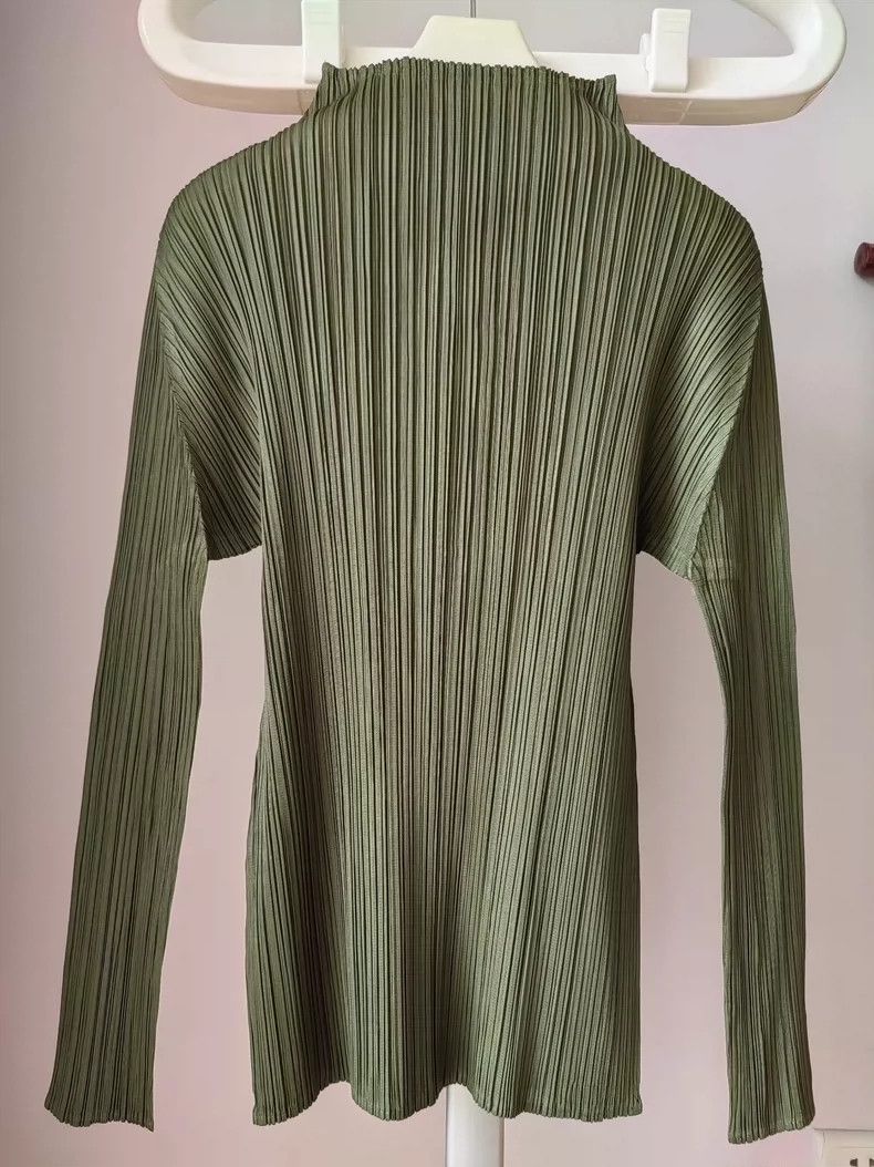 Issey Miyake issey miyake size:3 Khaki green long sleeves 2506-Nextarro Size XXS / US 00 / IT 34 - 2 Thumbnail