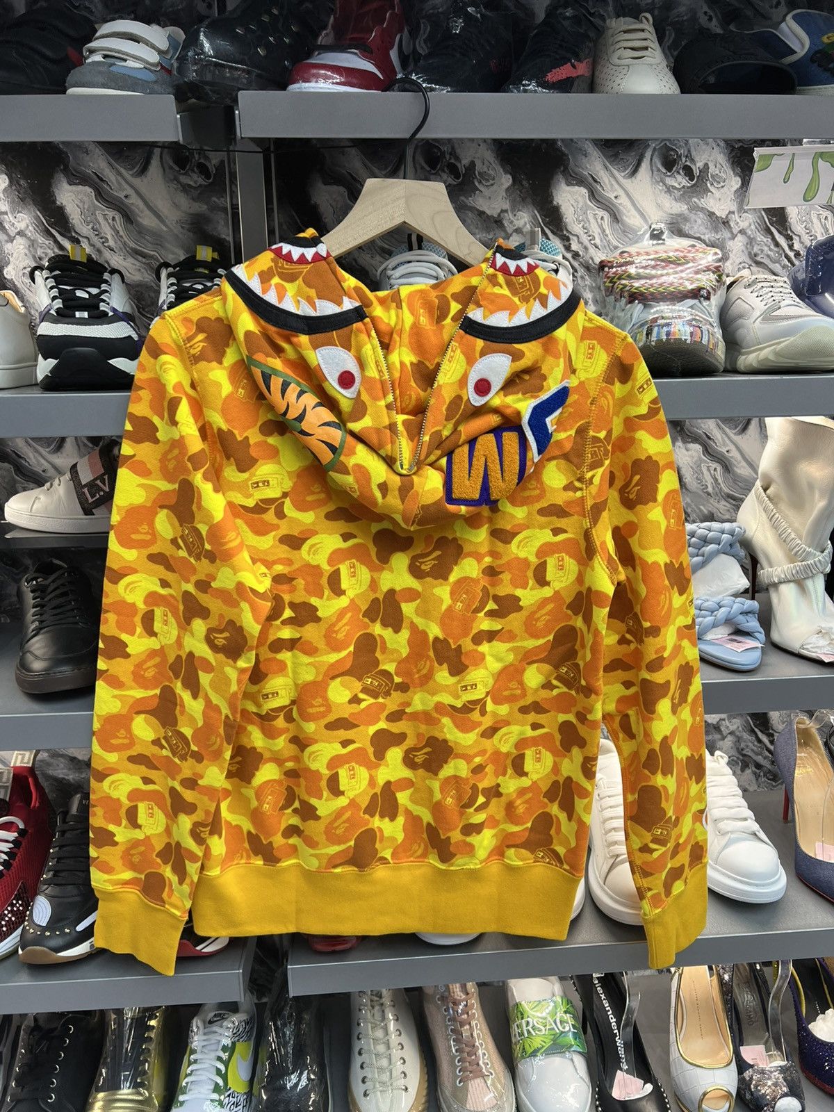 Bape Bape x PUBG Cama Shark Hoodie Size US S / EU 44-46 / 1 - 2 Thumbnail