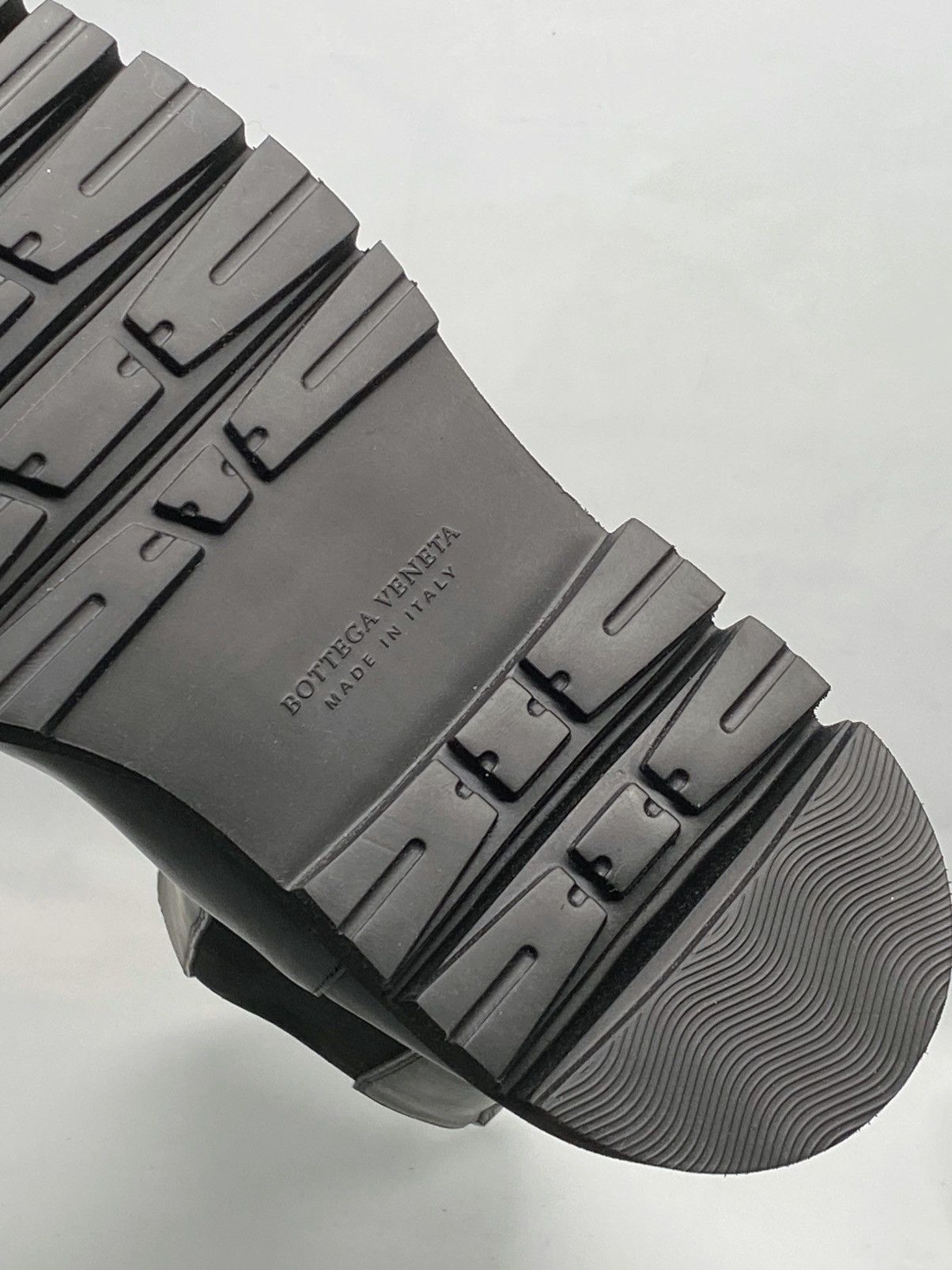 Bottega Veneta Bottega Veneta Lug Sole Leather Boots size 39.5 Size US 9.5 / IT 39.5 - 14 Thumbnail