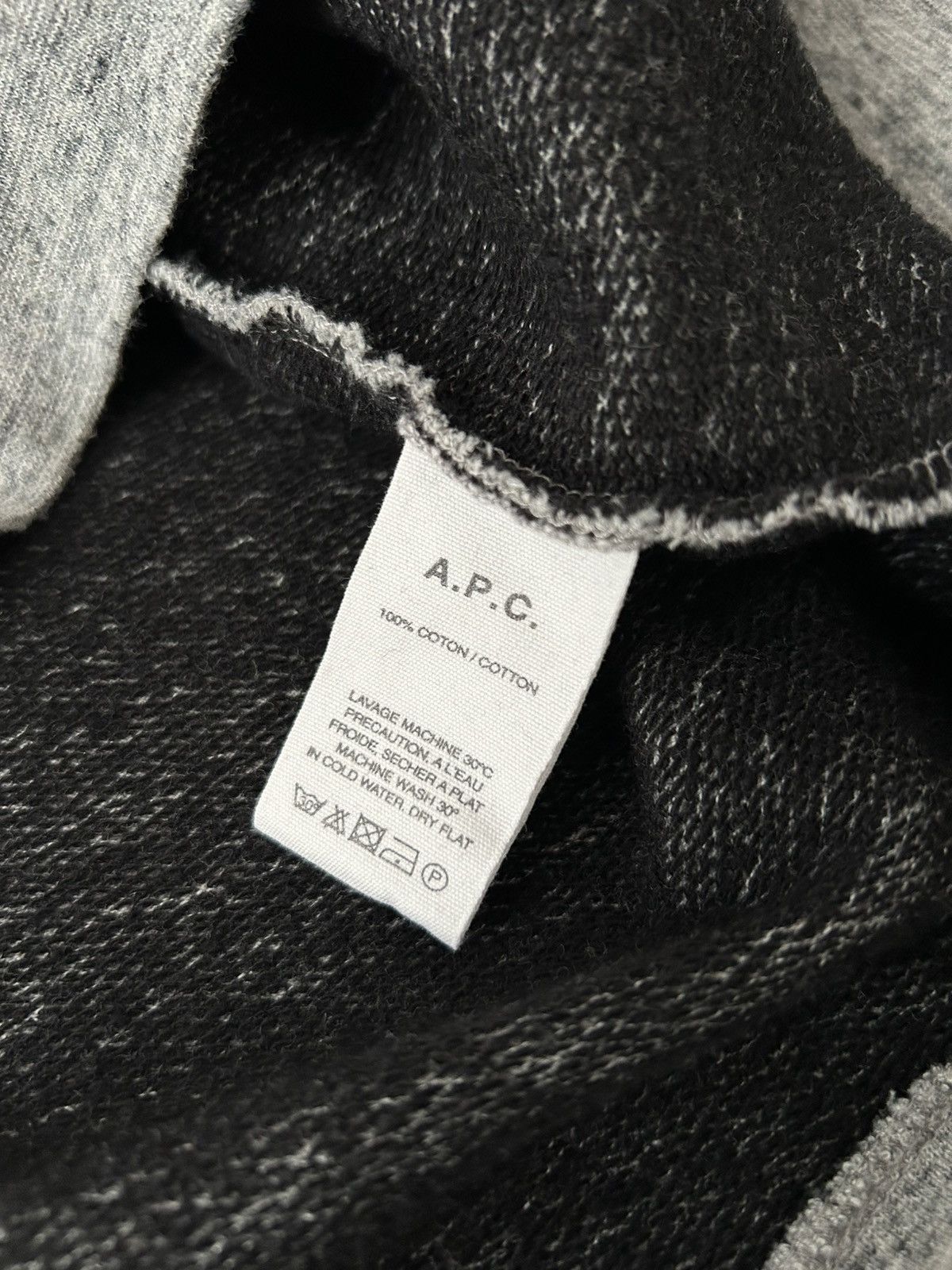 A.P.C. APC man's ,Luxembourg Park' premium sweatshirt size S Size US S / EU 44-46 / 1 - 15 Thumbnail