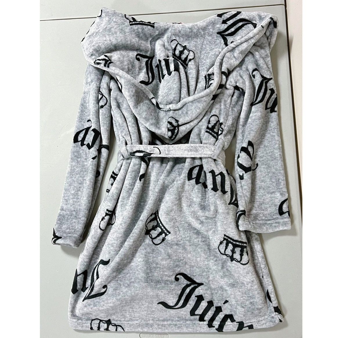 Juicy Couture Juicy Couture Gray Y2K Plush Hooded Robe Bathrobe Size S/M👑✨ Size ONE SIZE - 3 Thumbnail