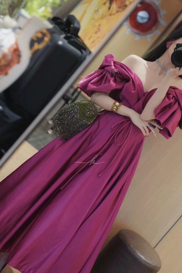 Other Vintage 80s Magenta Puffed Sleeve Beaded Ruffled Gown S-M Size S / US 4 / IT 40 - 1 Thumbnail
